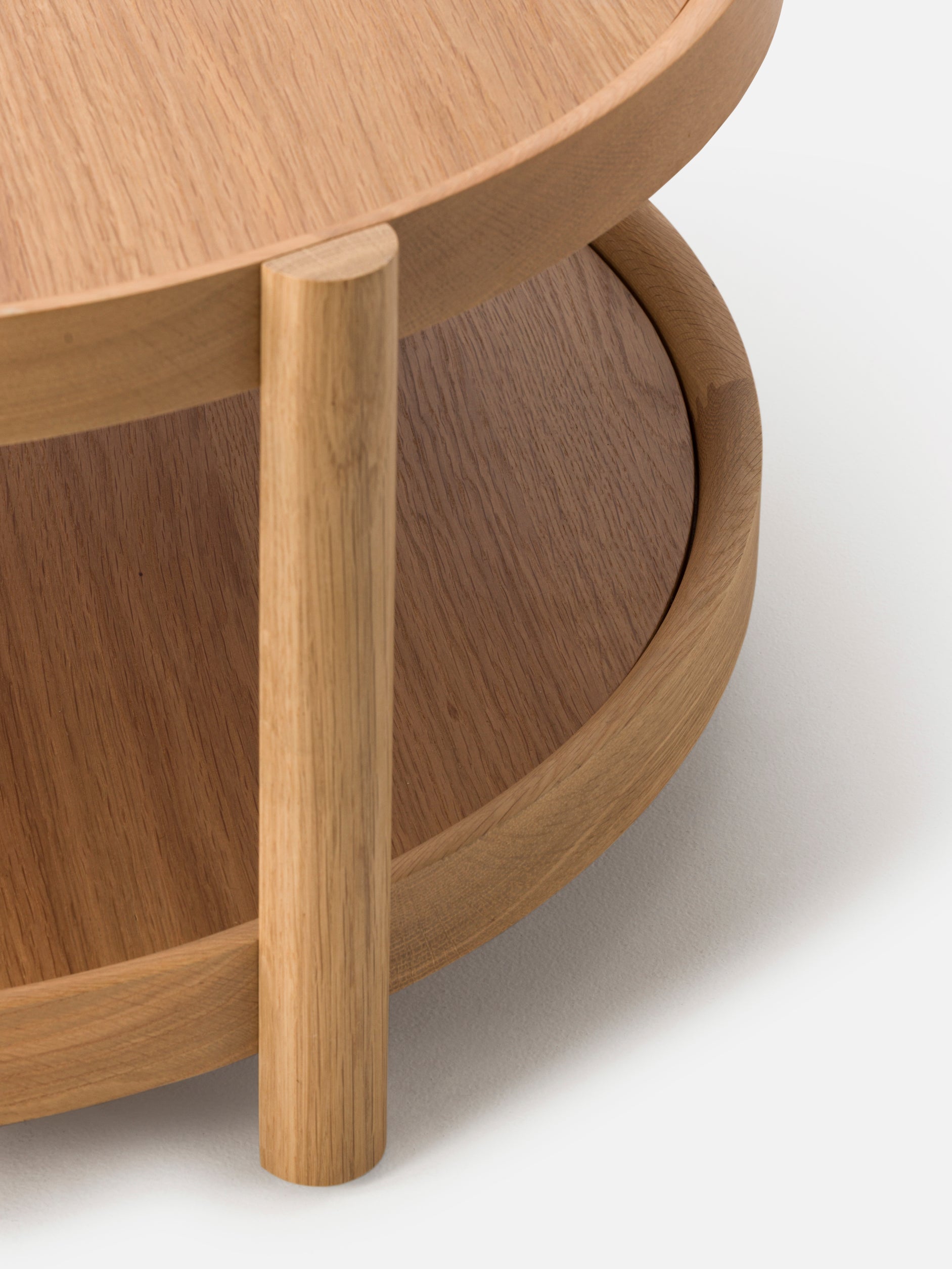 Column Coffee Table Oak/Plywood / One Size