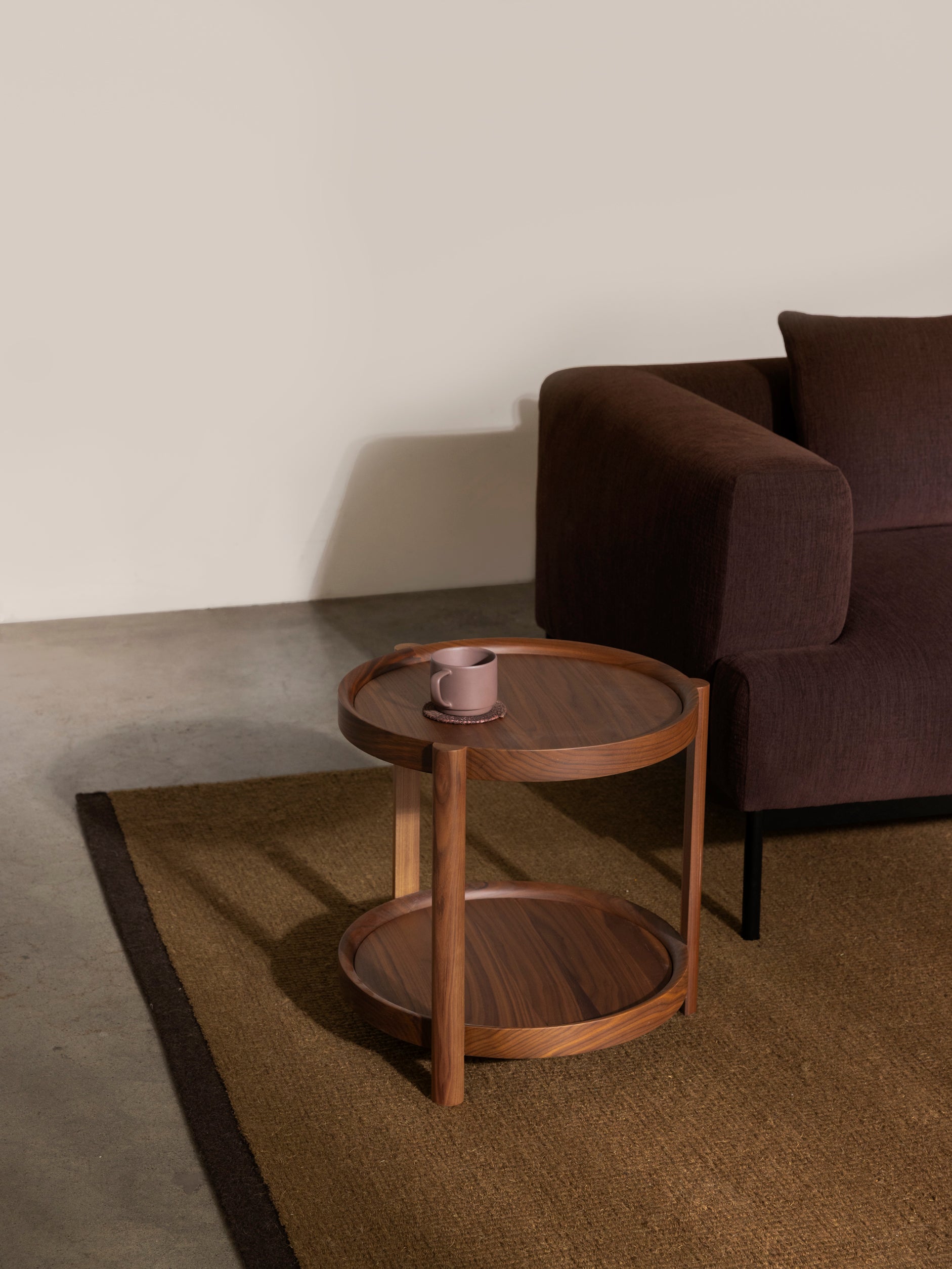 Column Side Table Walnut/Plywood/Glass / One Size