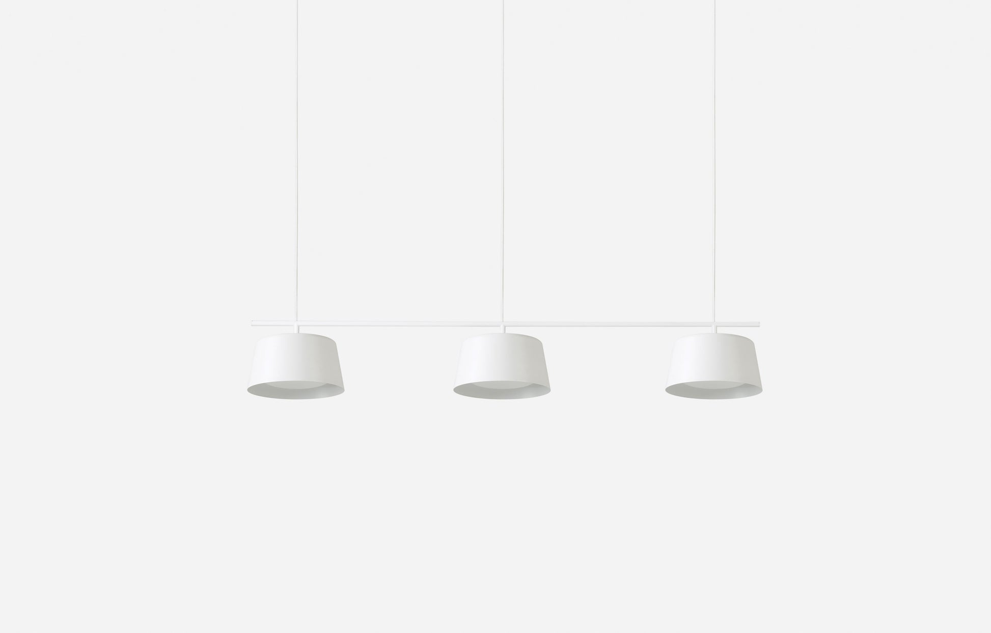Ellipse Pendant Tall White / Small