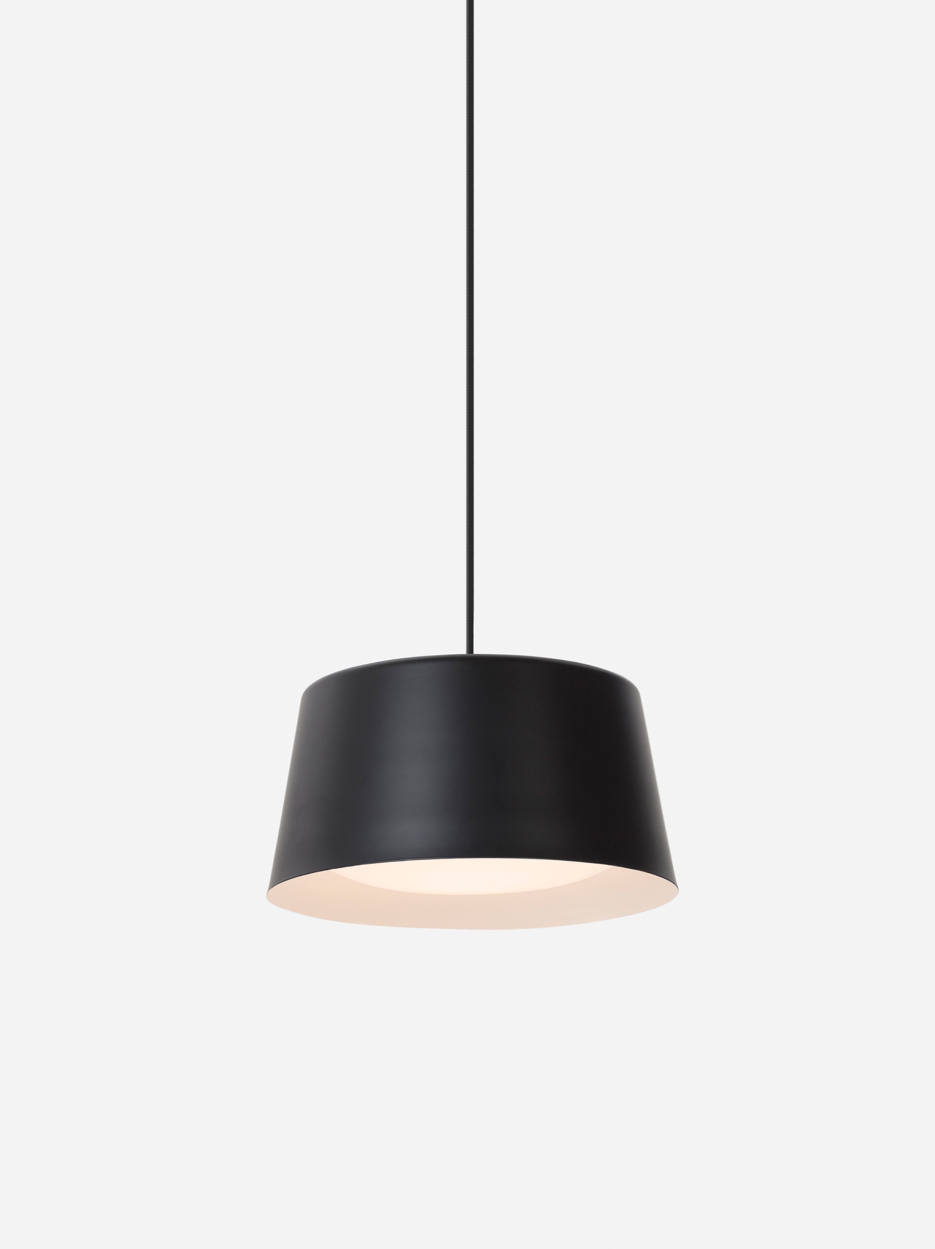 Ellipse Pendant Tall Black / Large