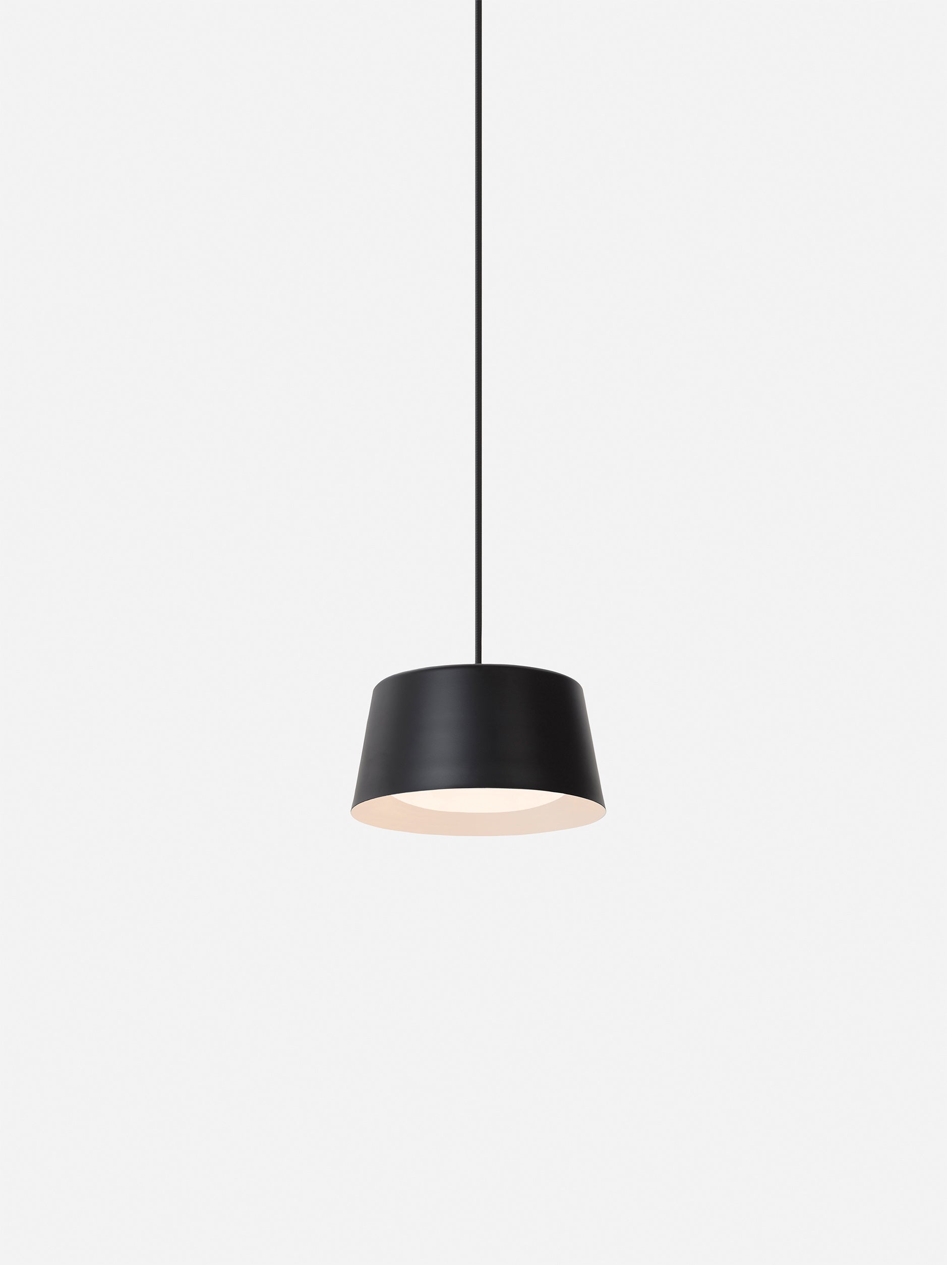 Ellipse Pendant Tall Black / Small