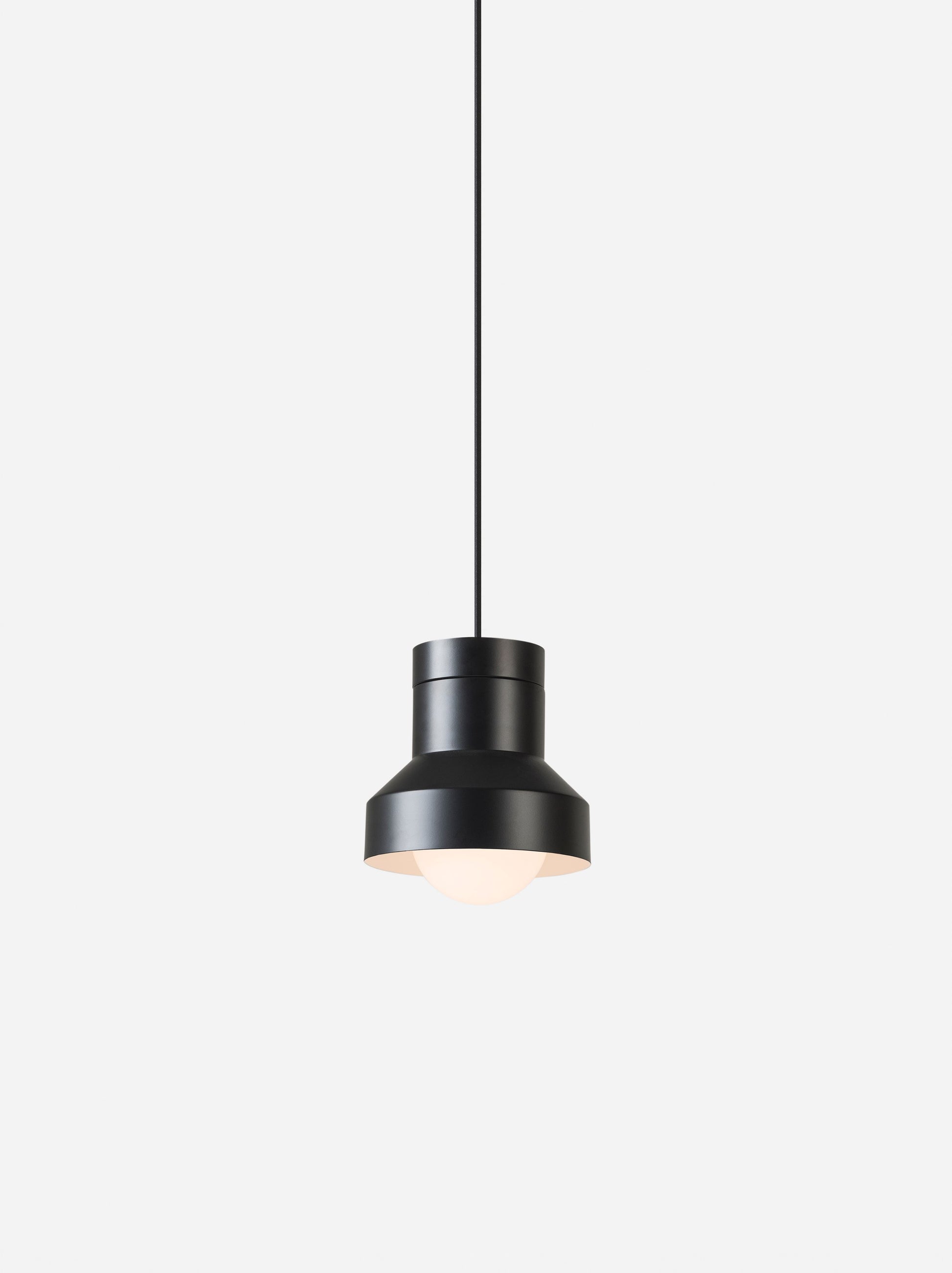 Pendant 45 Black / One Size