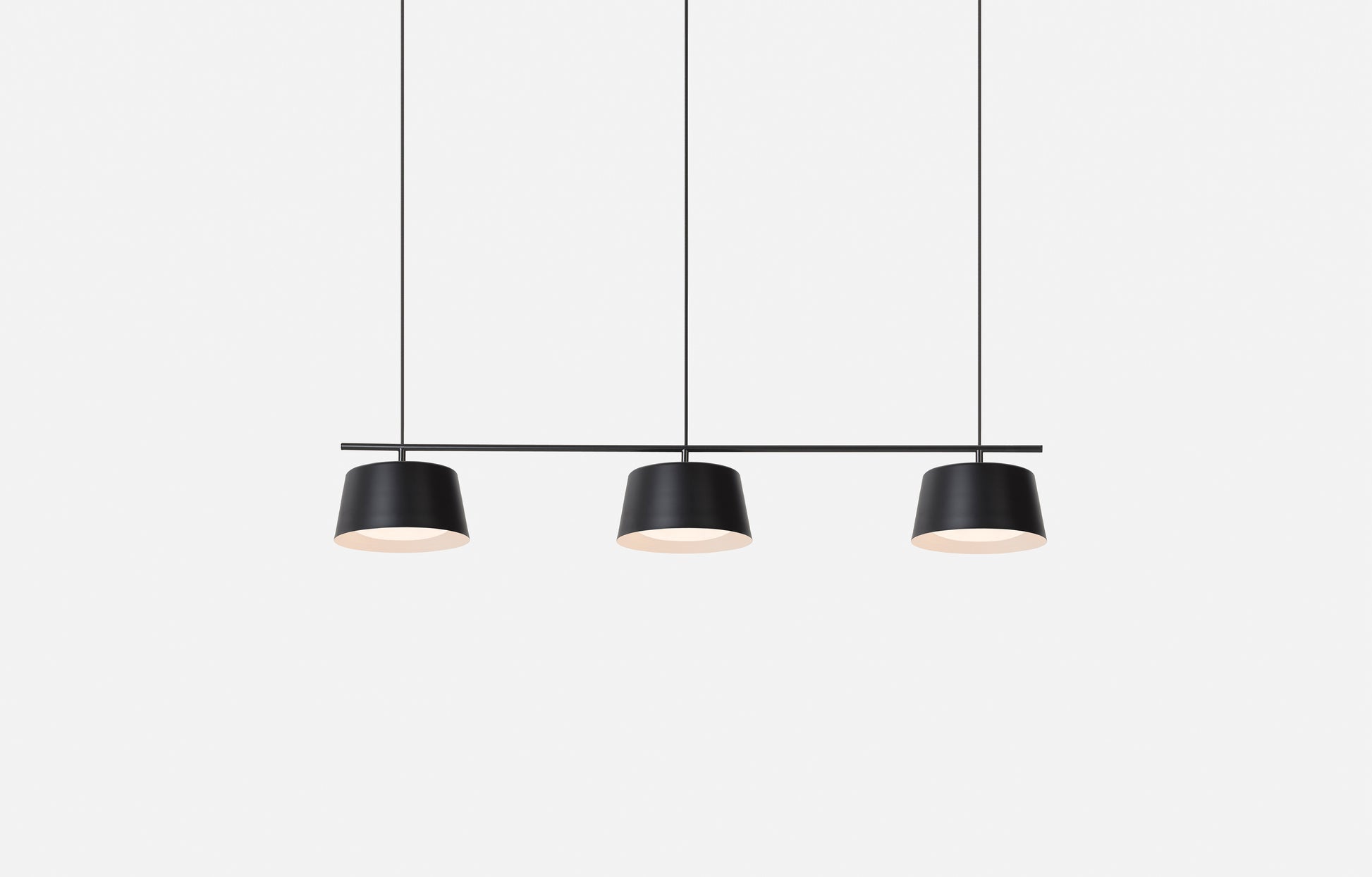 Ellipse Pendant Connection Bar Black / Small