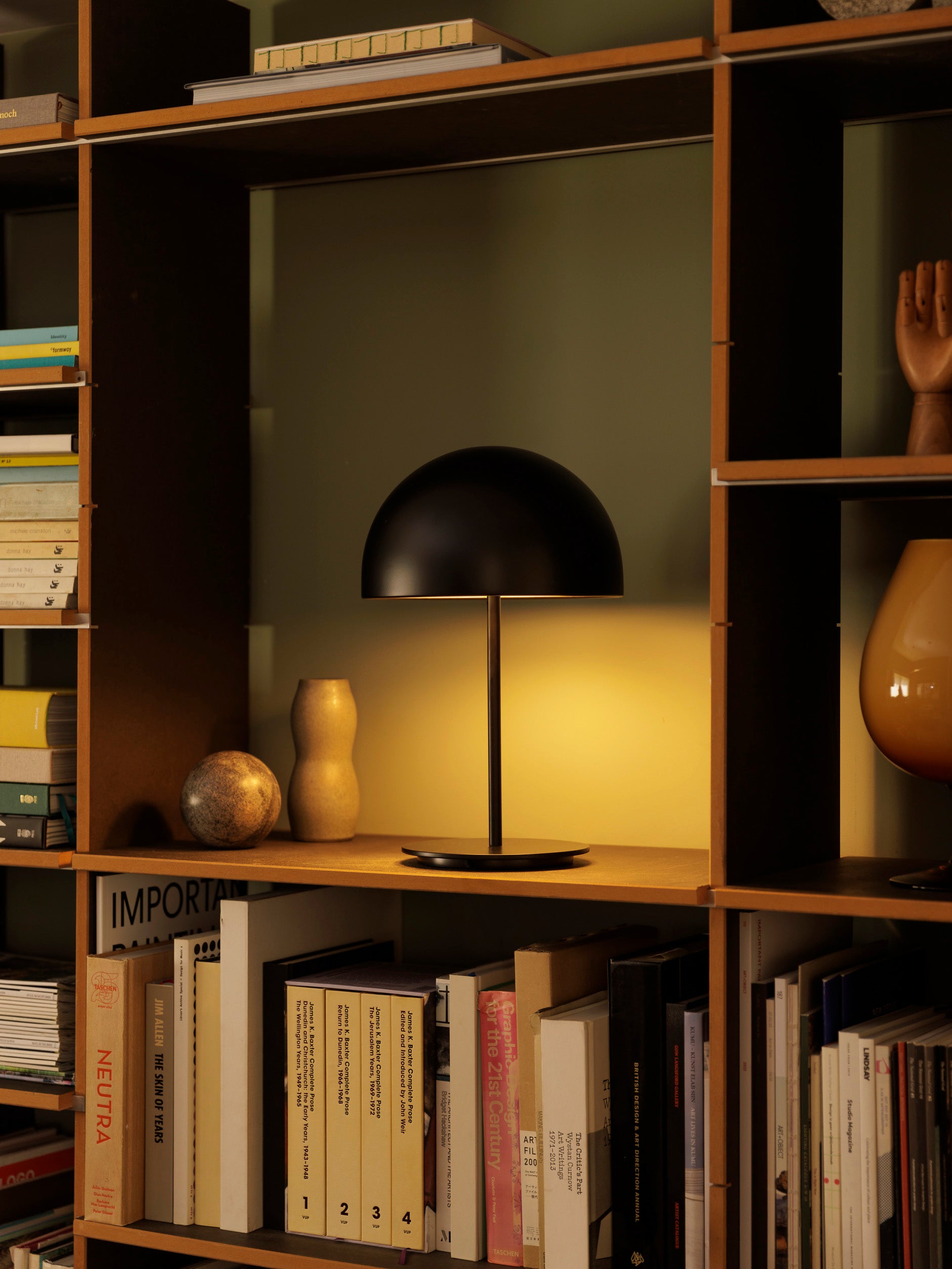 Pin Table Lamp Black / One Size