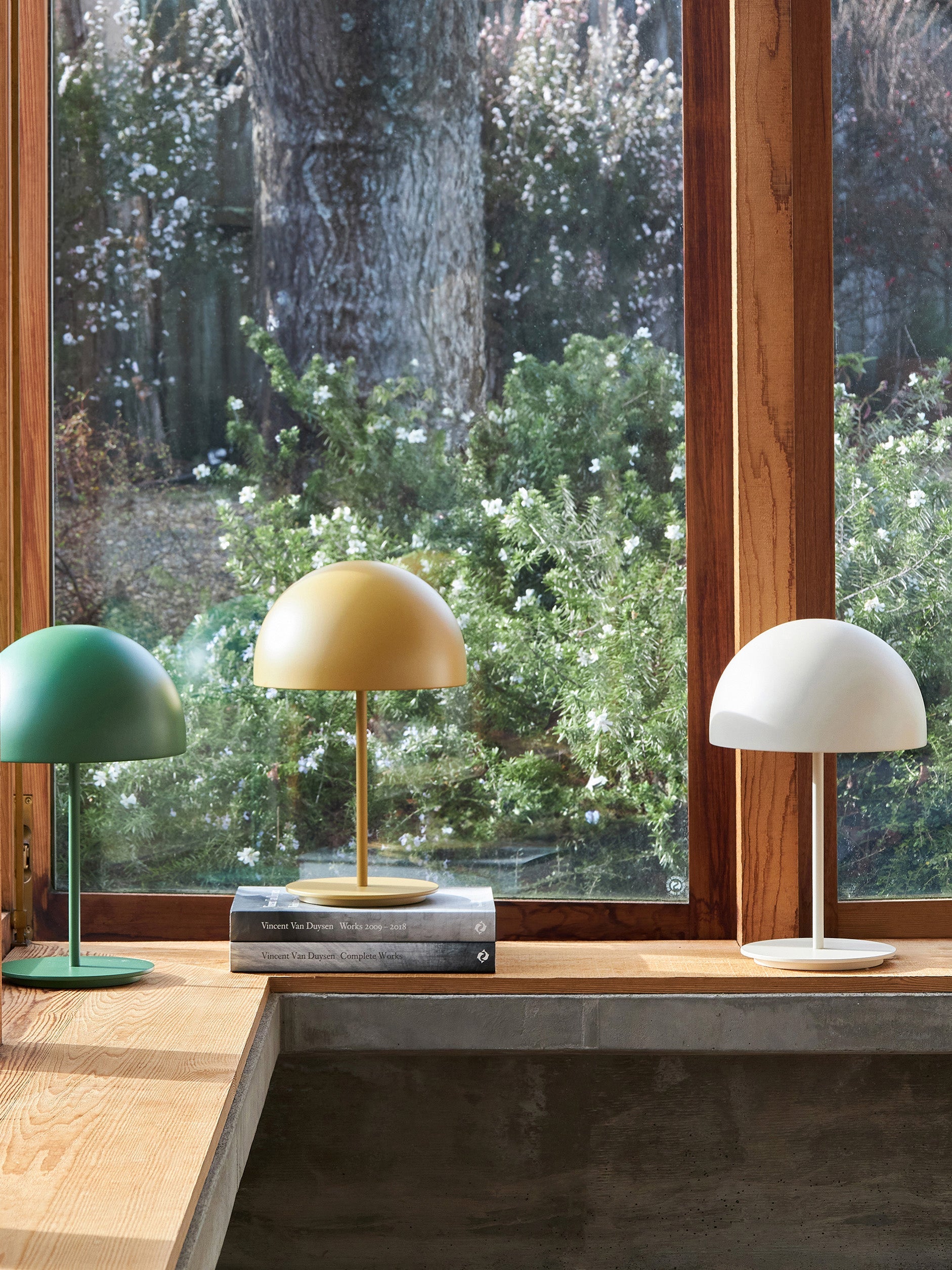 Pin Table Lamp Spearmint / One Size