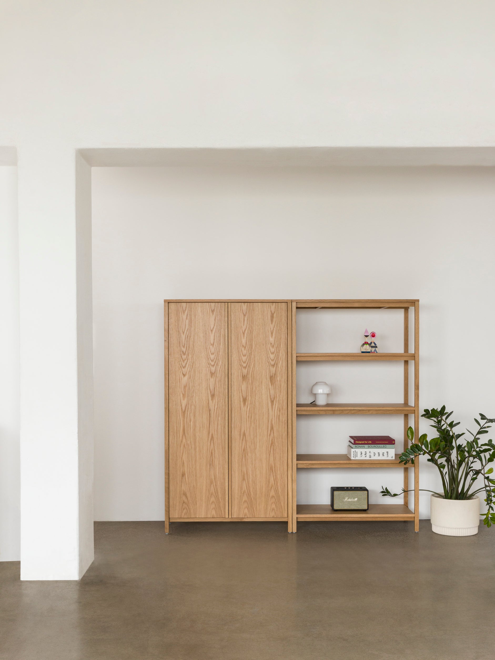 Craft Cabinet Oak / High