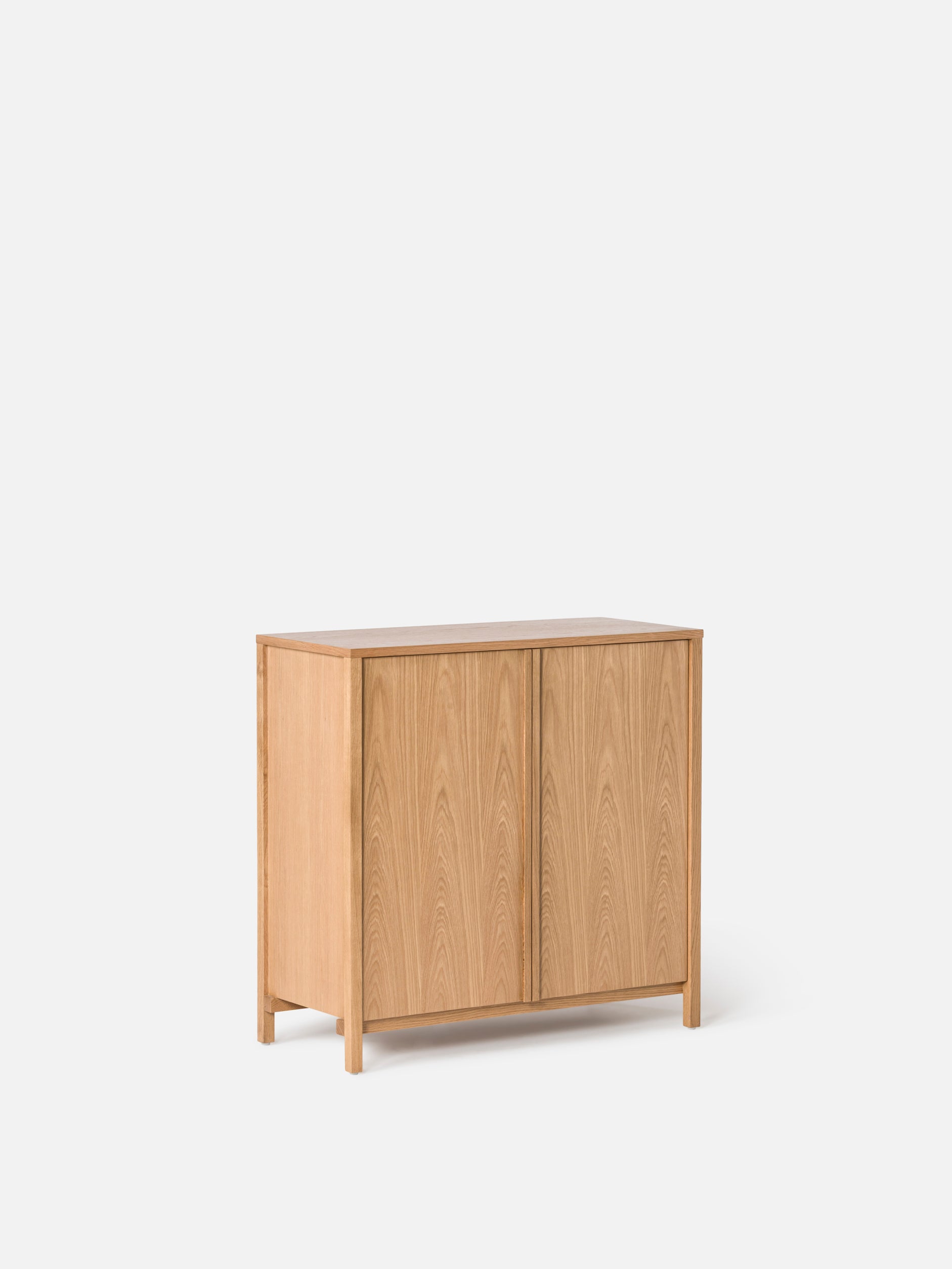 Craft Cabinet Oak / Low