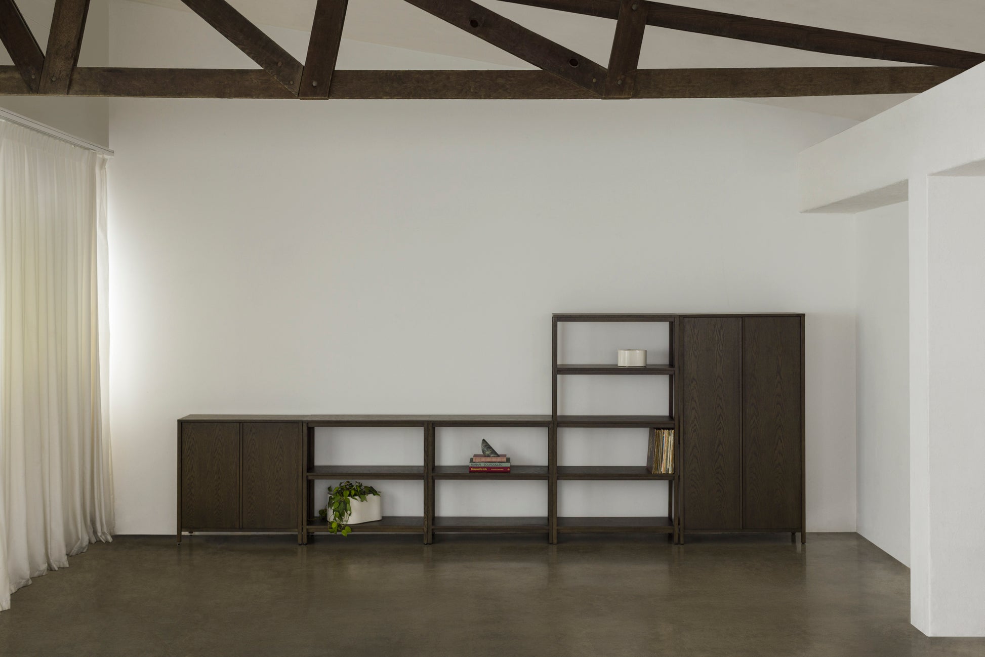 Craft Cabinet Smoked Oak / Low