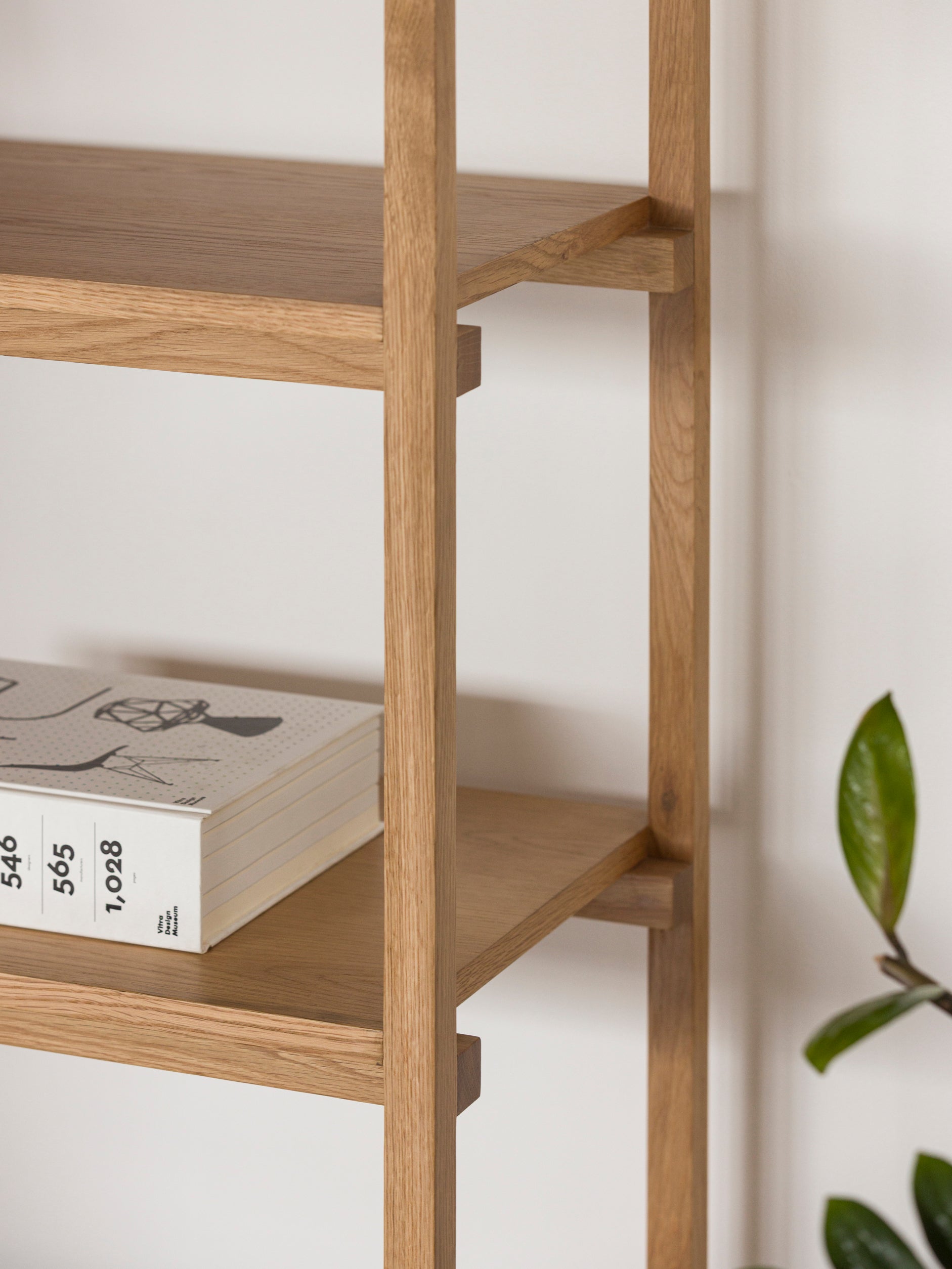 Craft Open Shelf Oak / High