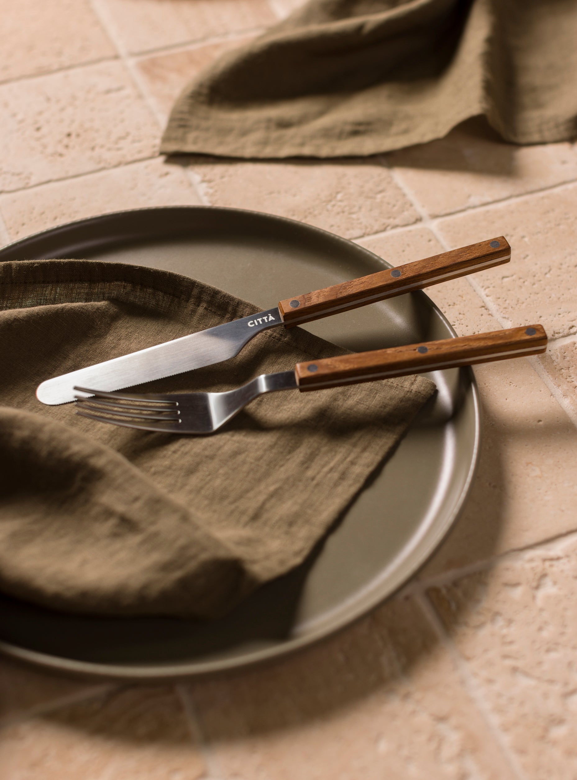 Tavolo Cutlery Set/16 Maple / One Size