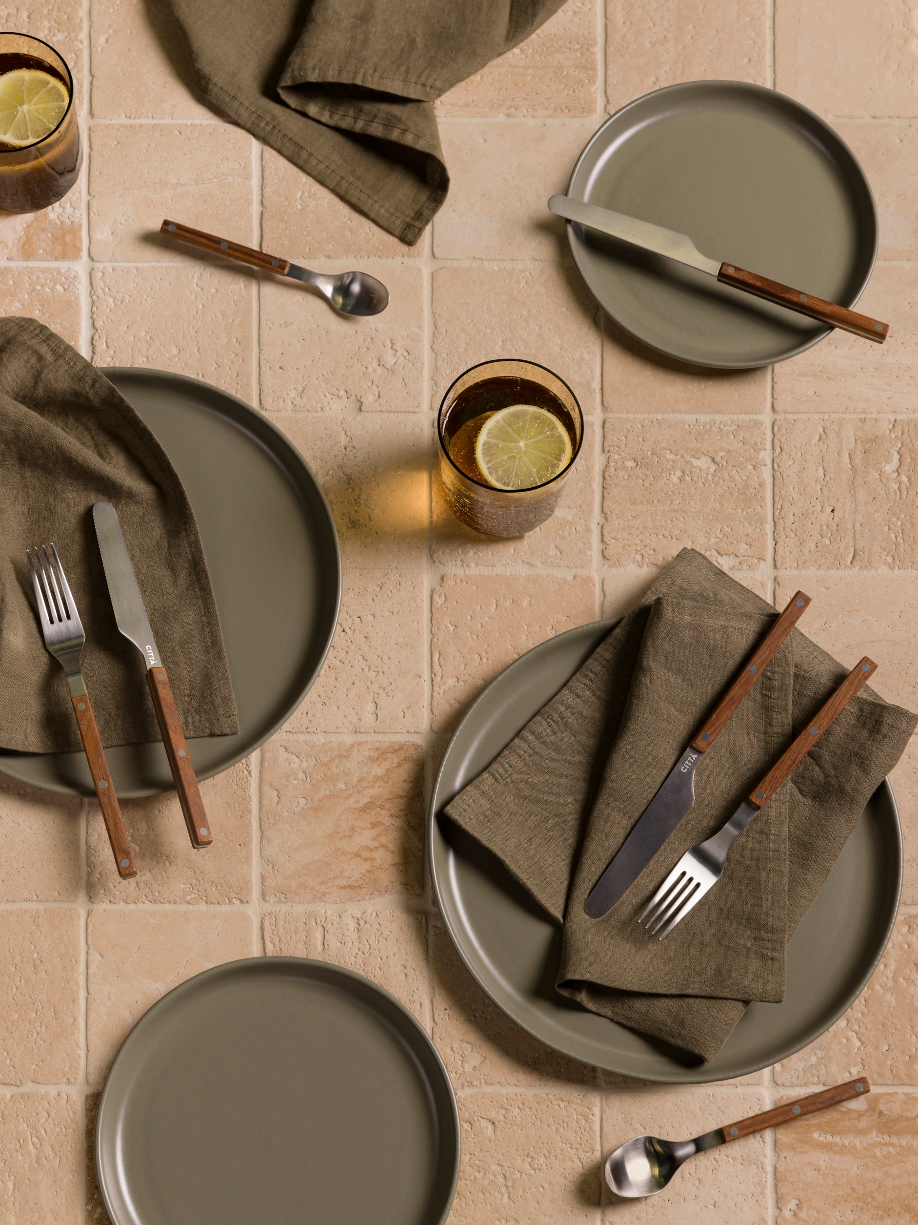 Tavolo Cutlery Set/16 Maple / One Size