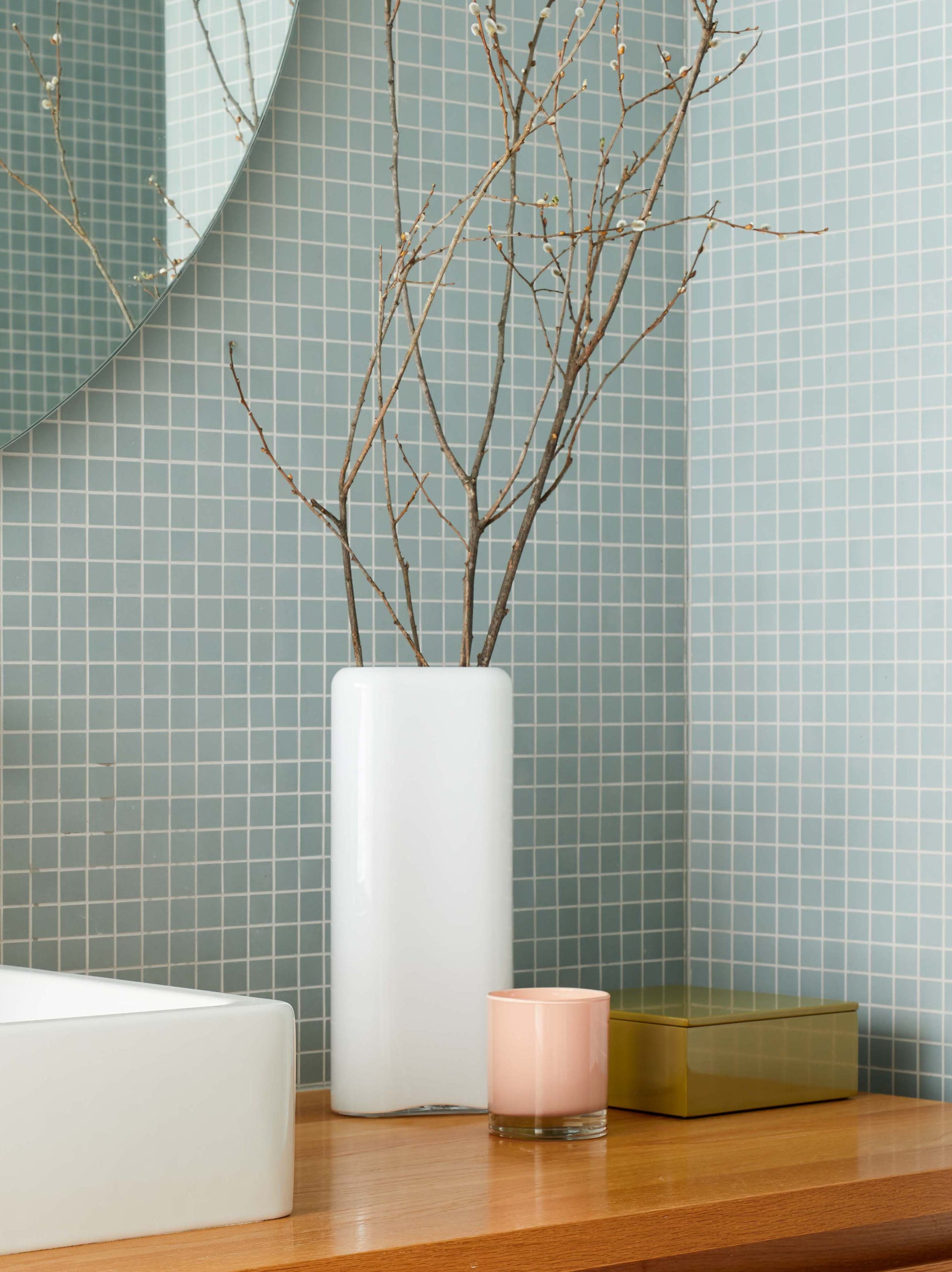 Nude Layers Vase Opal White / Small