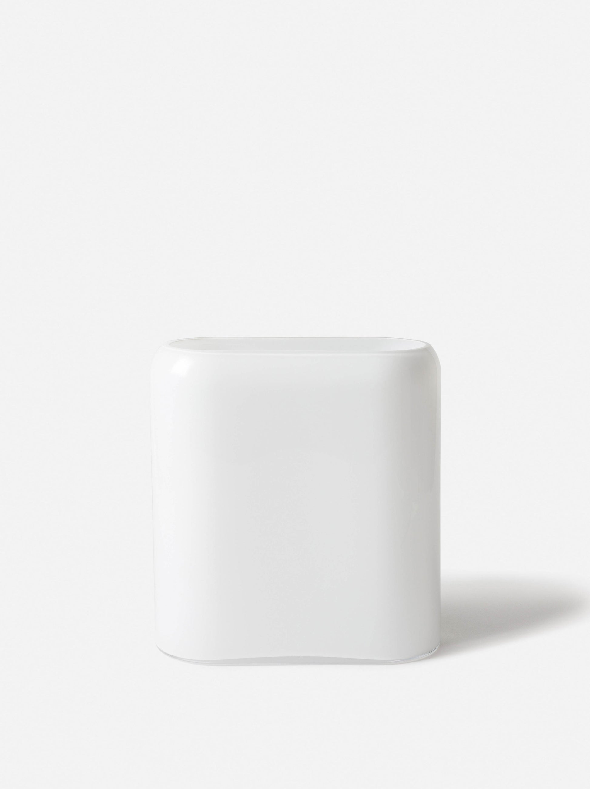 Nude Layers Vase Opal White / Medium