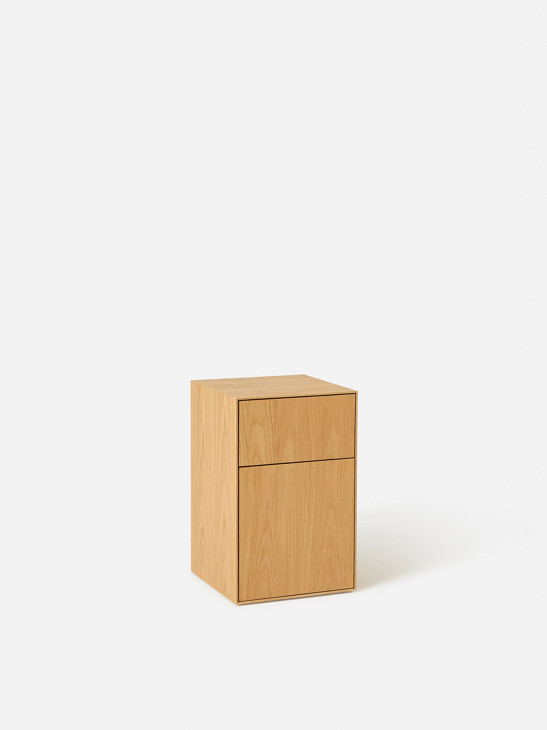 Plinth Bedside Right Hand Oak / One Size/Right Hand