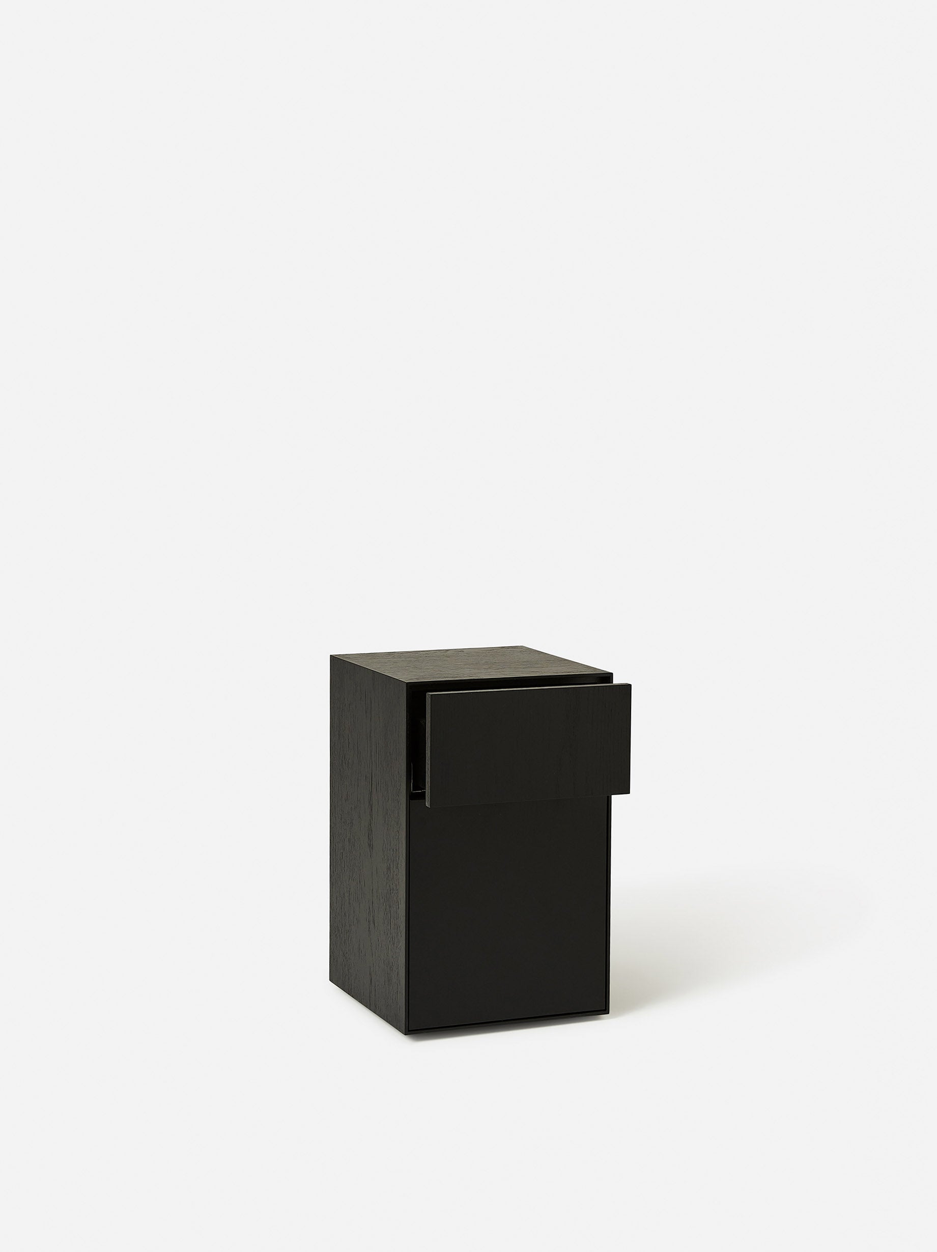 Plinth Bedside Left Hand Black / One Size/Left Hand