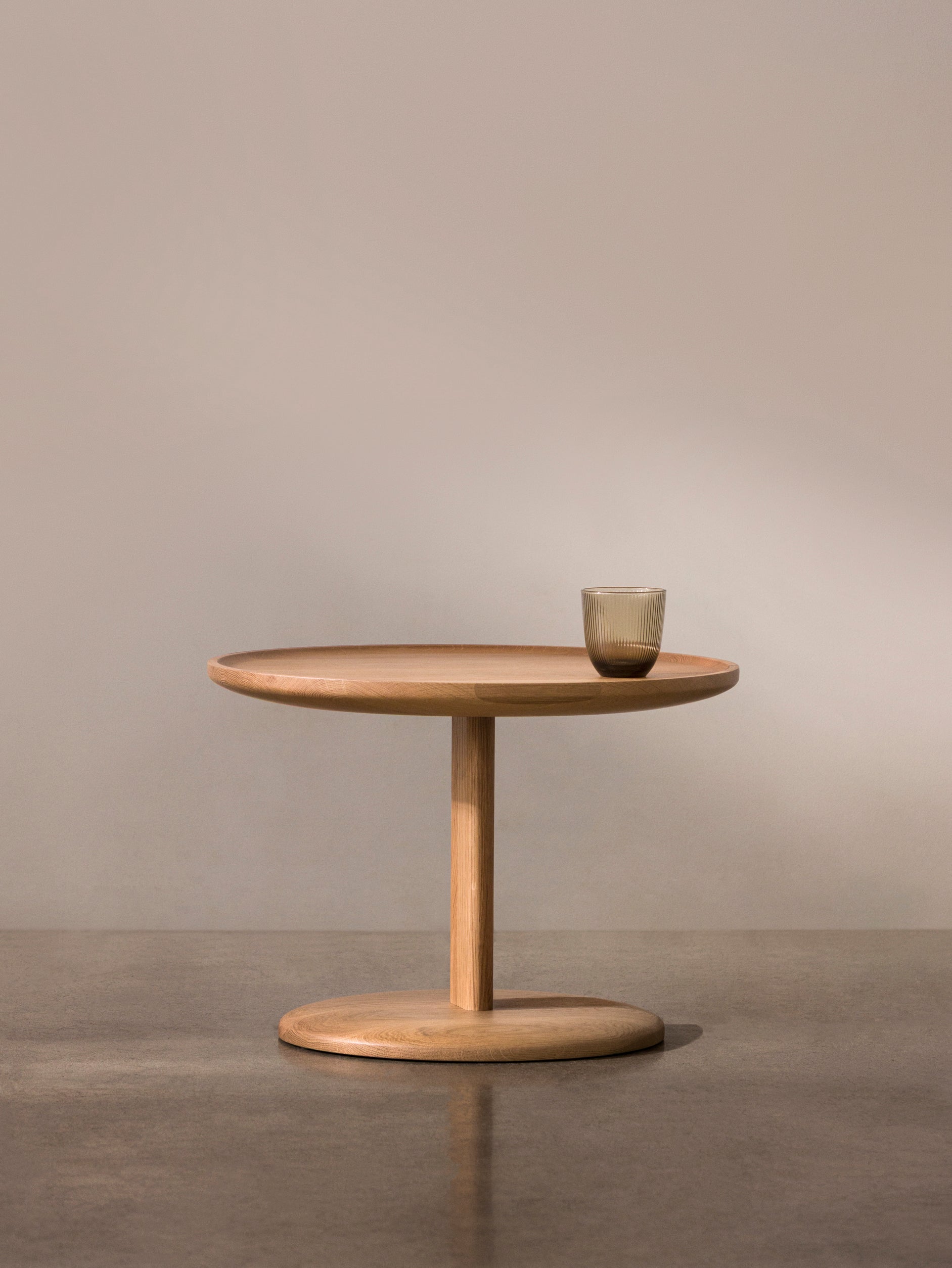 Lily Side Table Oak / Low