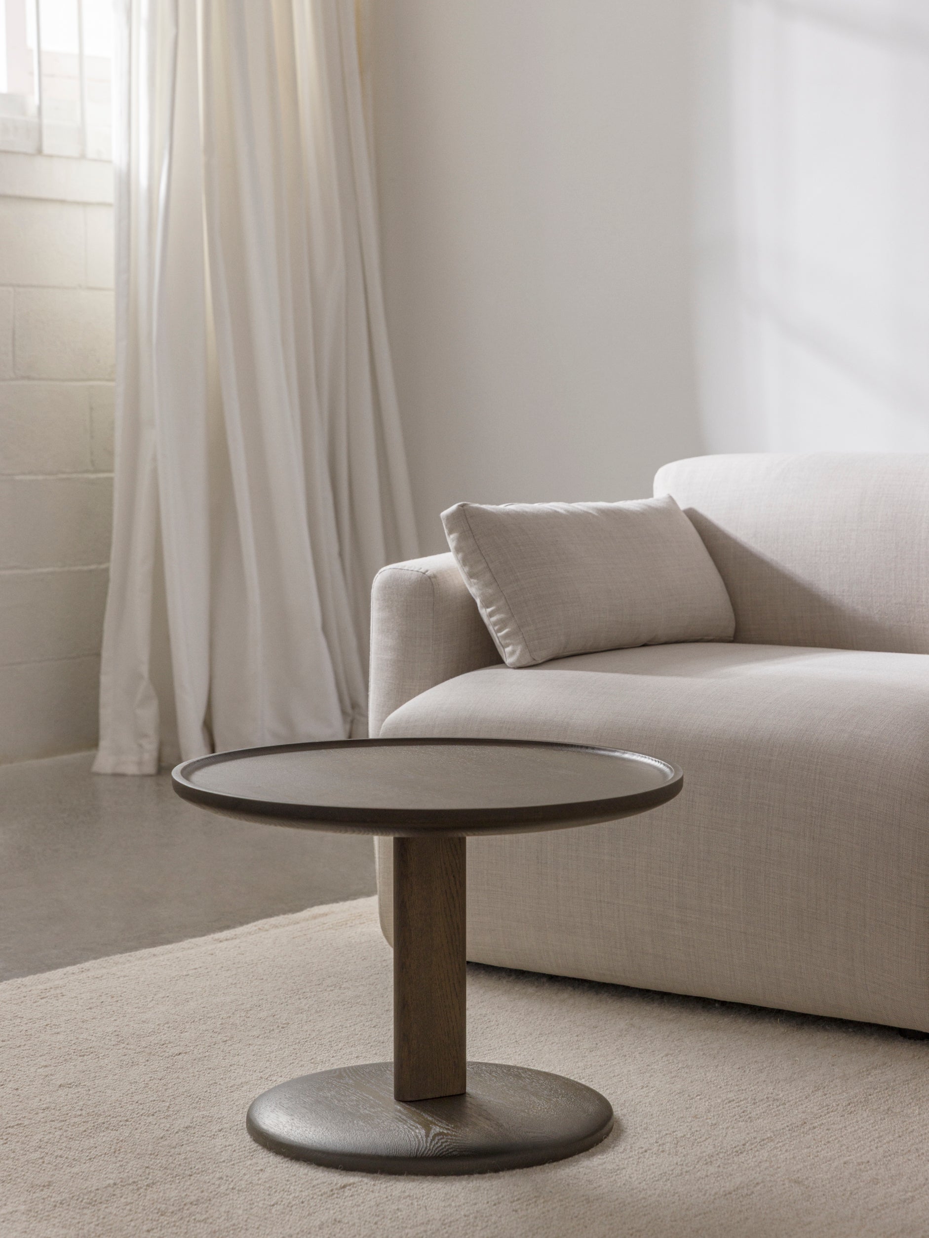 Lily Side Table Smoked Oak / Low