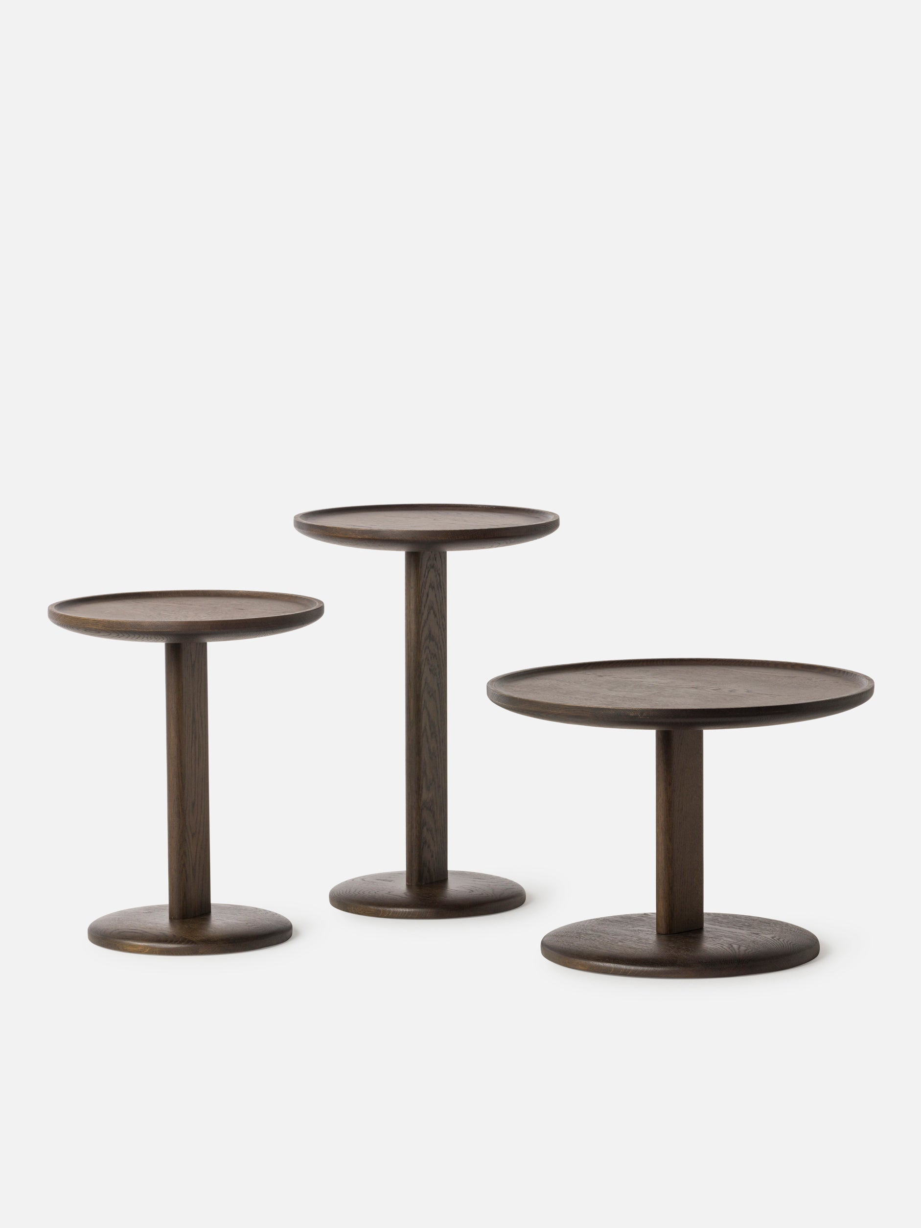 Lily Side Table Smoked Oak / Medium