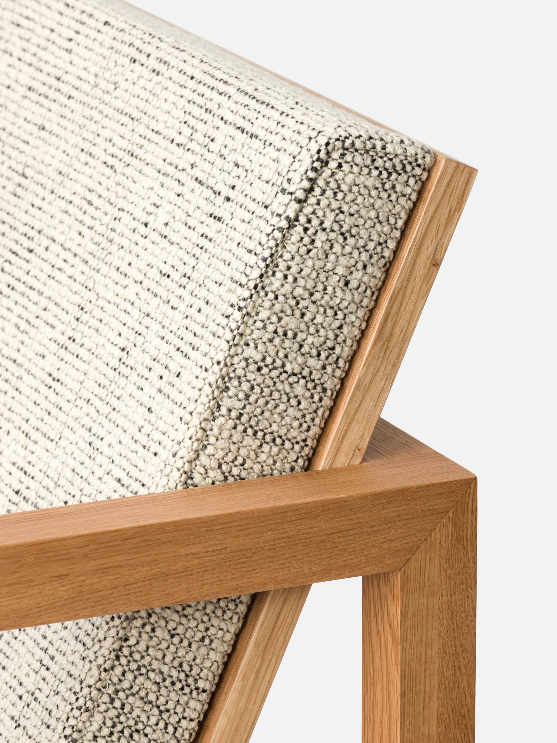 Framed Armchair Oak/Entwine Granite / One Size