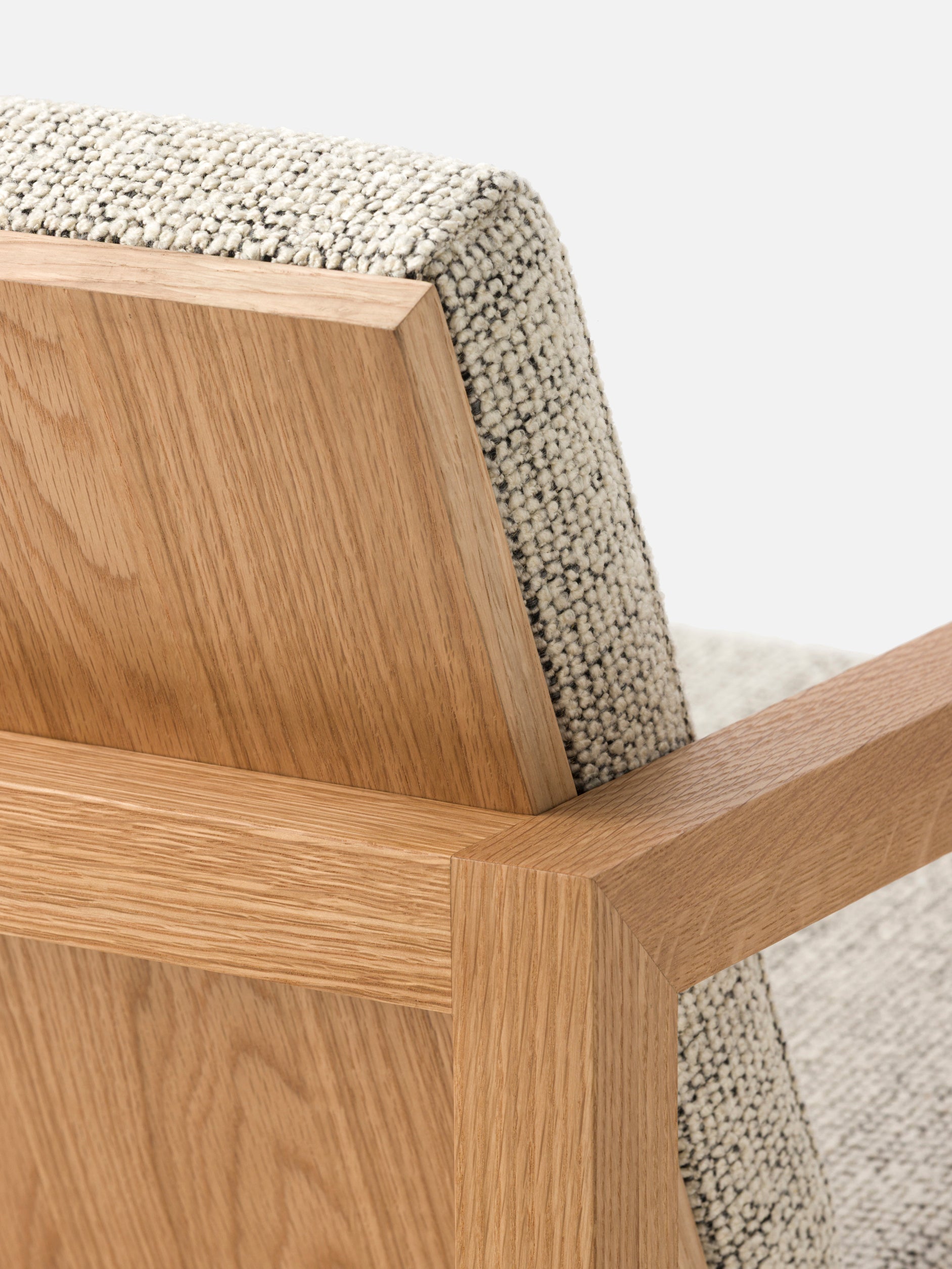 Framed Armchair Oak/Entwine Granite / One Size
