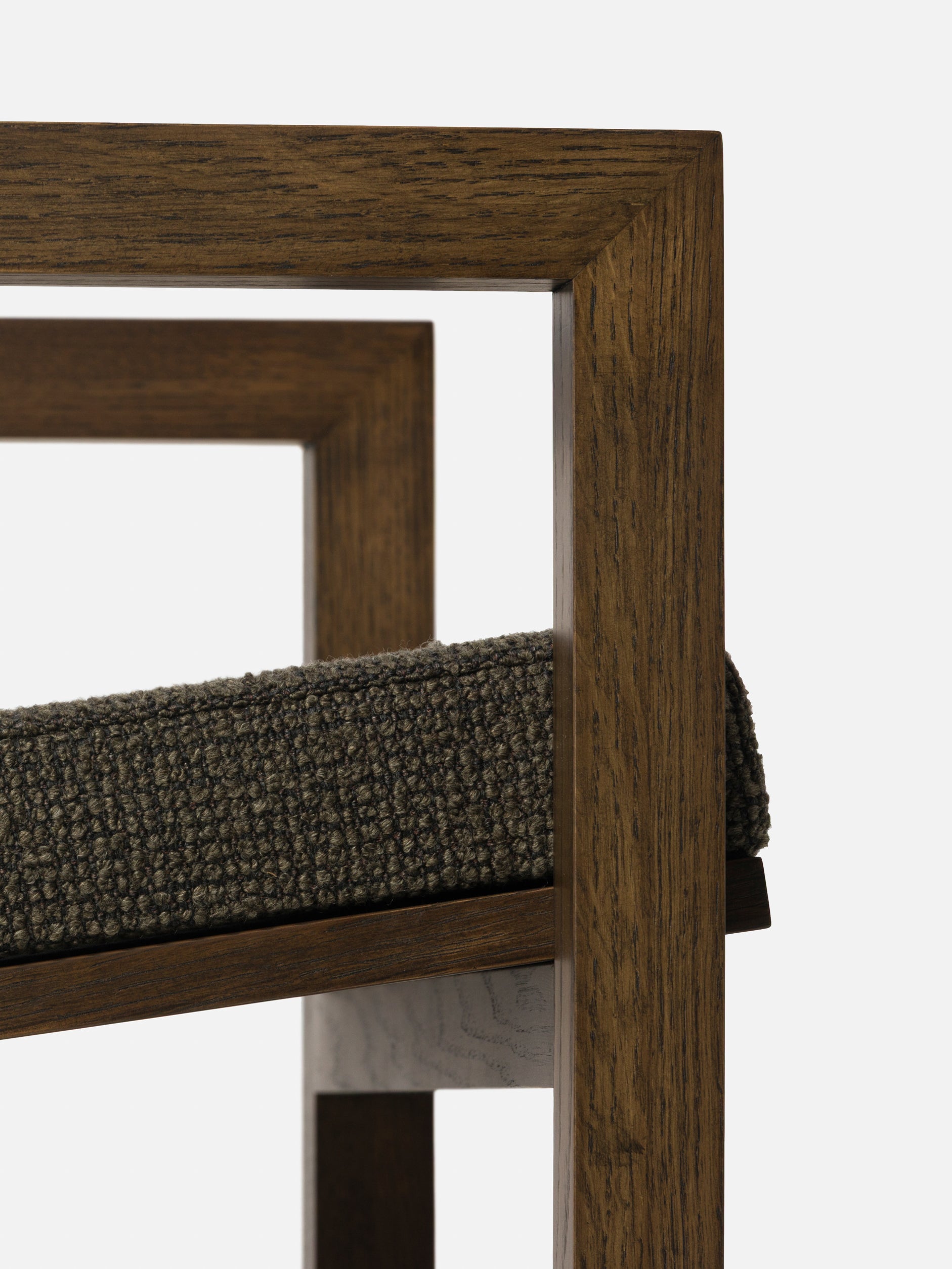 Framed Armchair Smoked Oak/Entwine Riverstone / One Size
