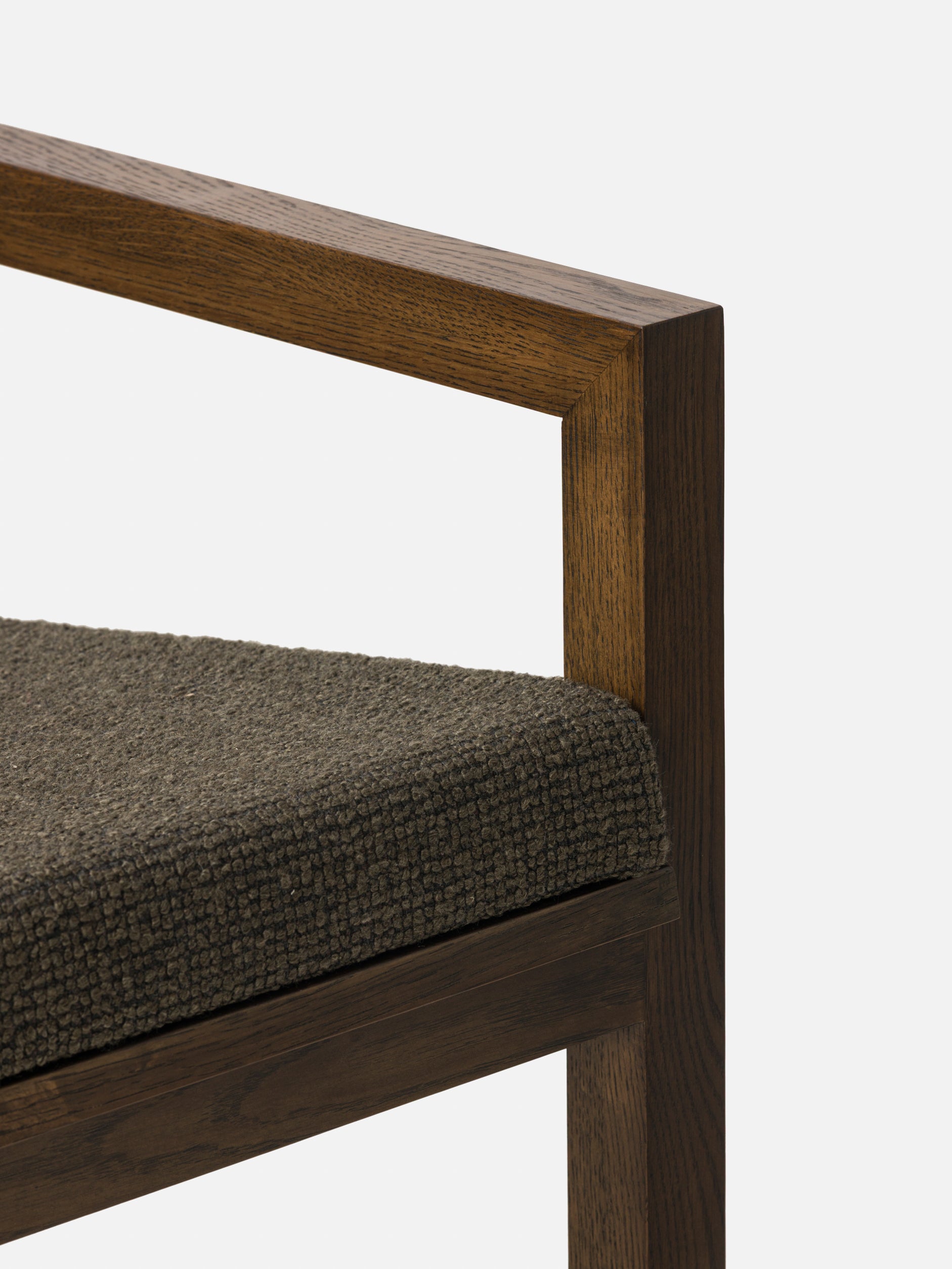 Framed Armchair Smoked Oak/Entwine Riverstone / One Size