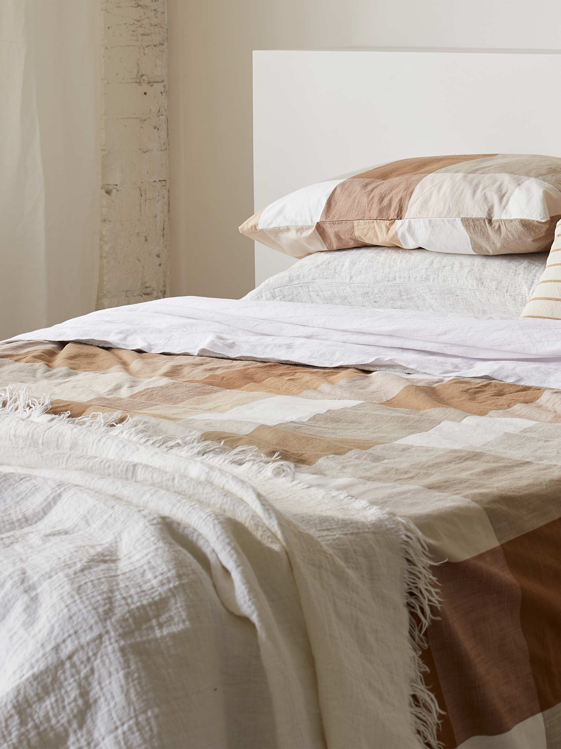 Resort Bedspread Ecru / Queen