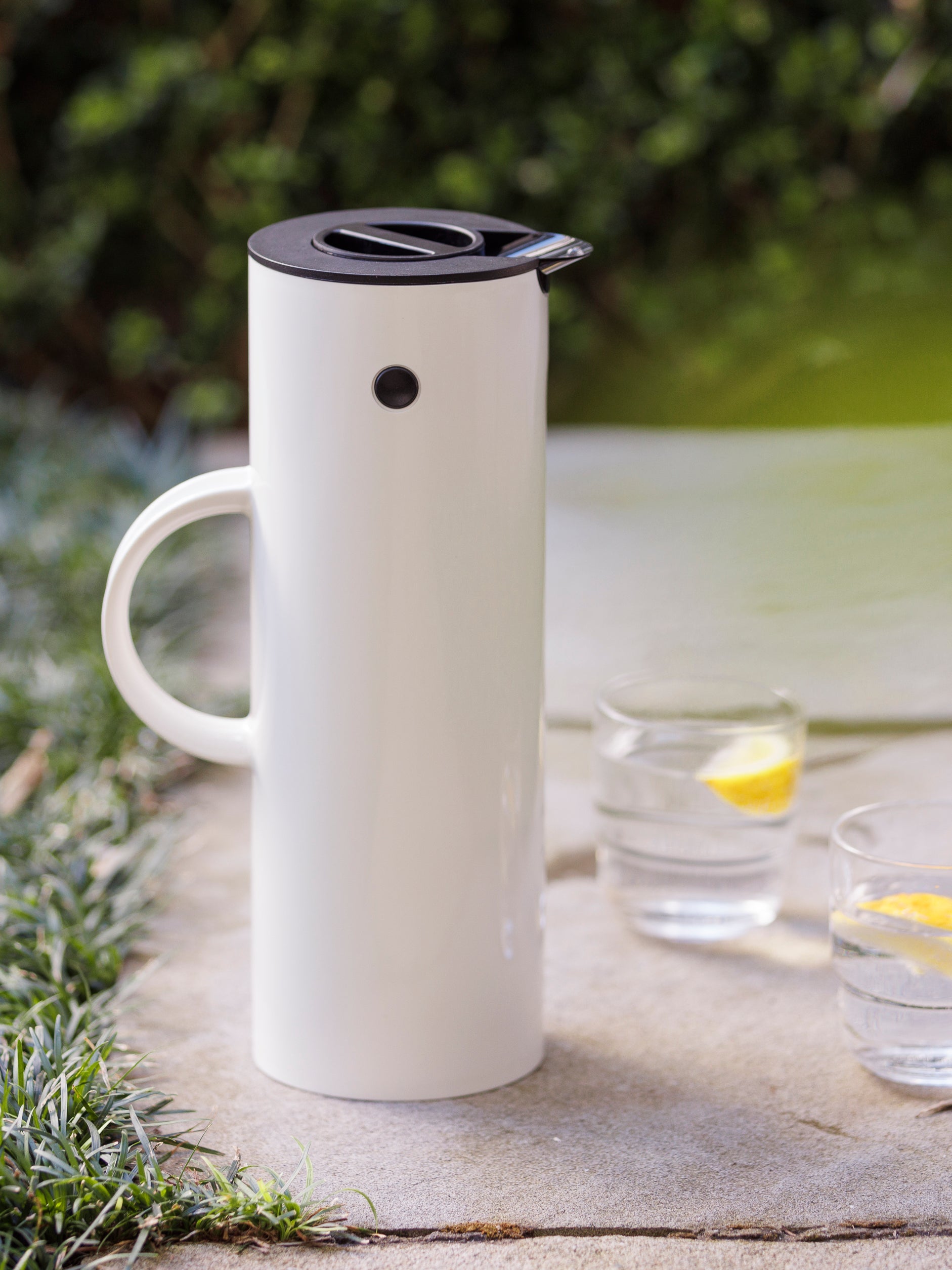 EM77 Vacuum Jug White / 1L