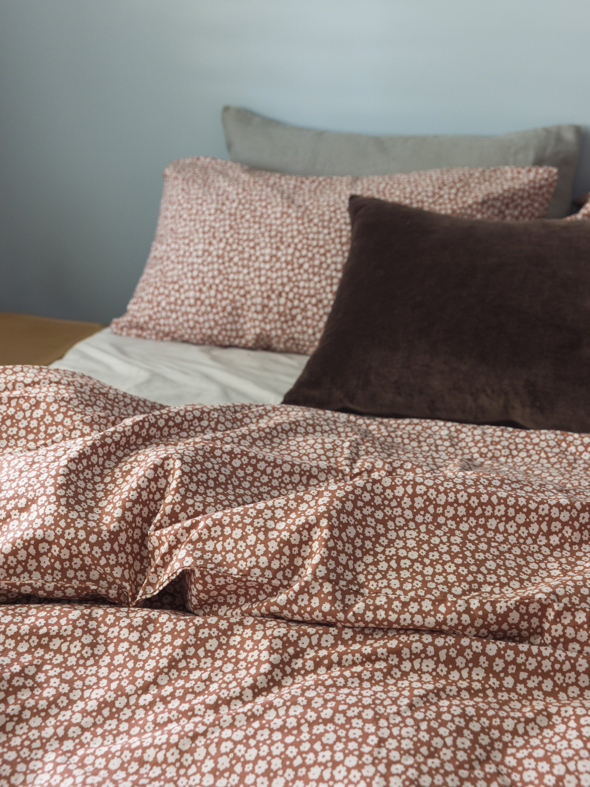 Forget Me Not Organic Cotton Duvet Cover Toffee/Nougat / King