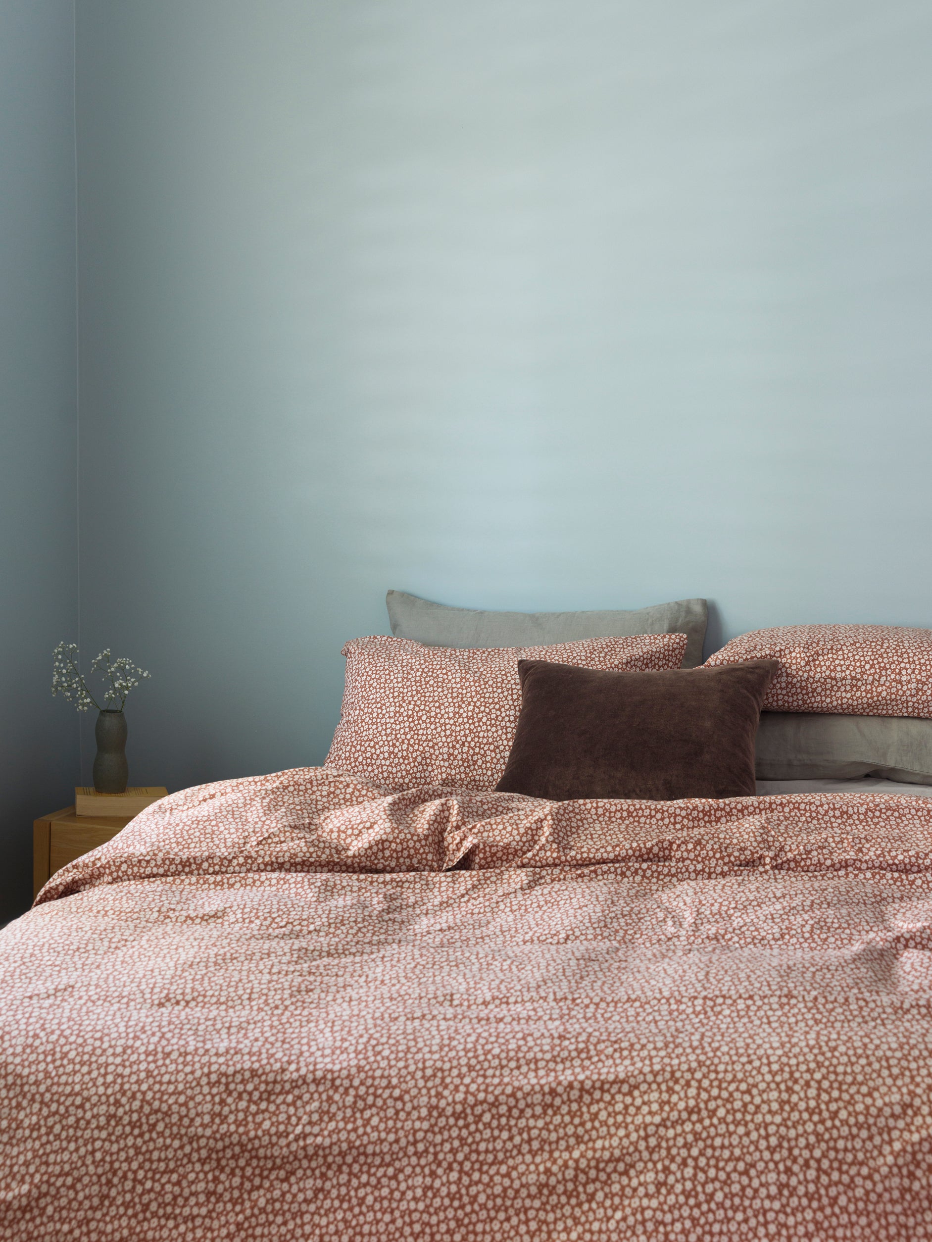 Forget Me Not Organic Cotton Lodge Pillowcase Pair Toffee/Nougat / Lodge Pillowcase Pair