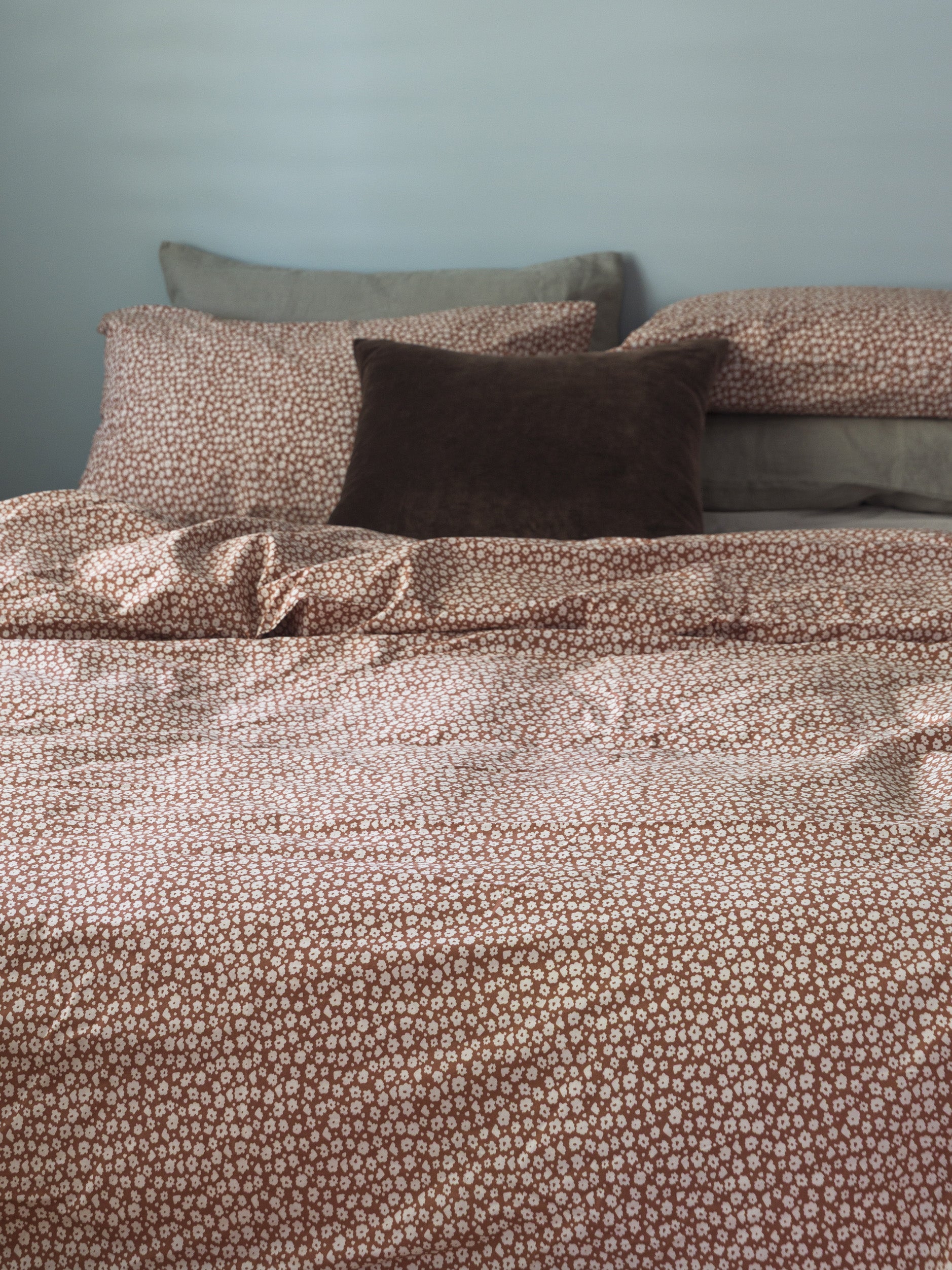 Forget Me Not Organic Cotton Duvet Cover Toffee/Nougat / Queen