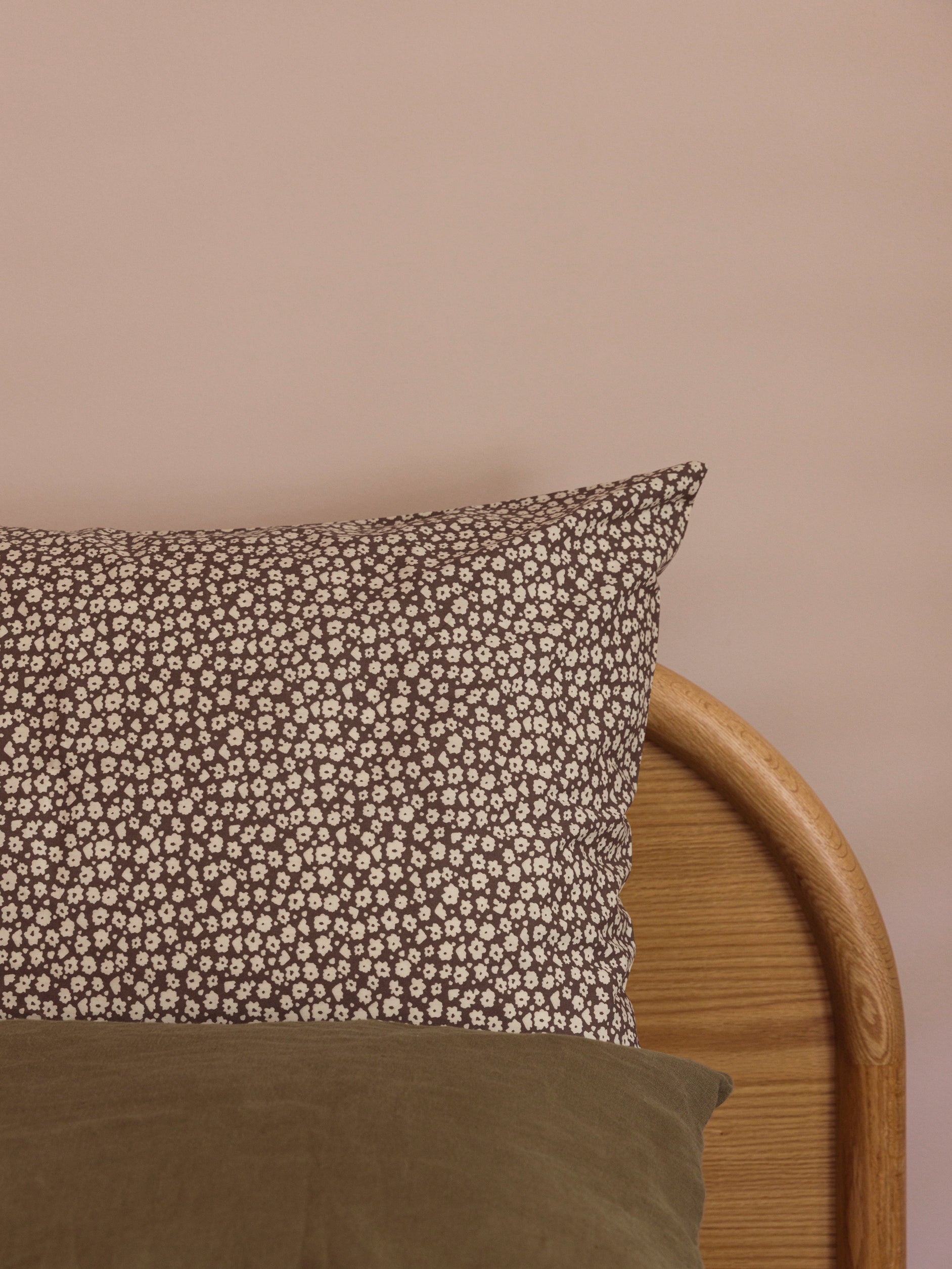 Forget Me Not Organic Cotton Euro Pillowcase Rye/Bone / European Pillowcase