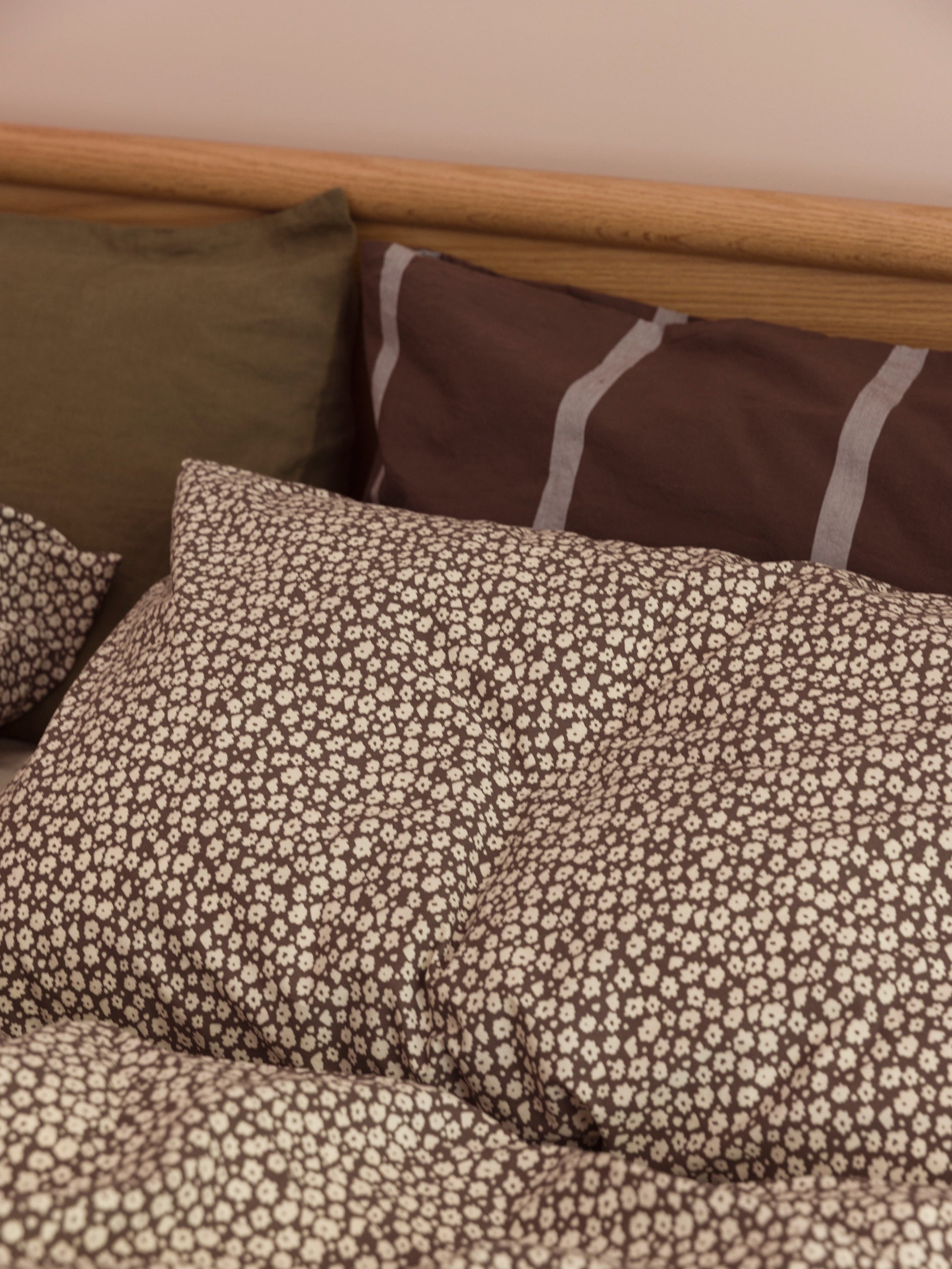 Forget Me Not Organic Cotton Lodge Pillowcase Pair Rye/Bone / Lodge Pillowcase Pair