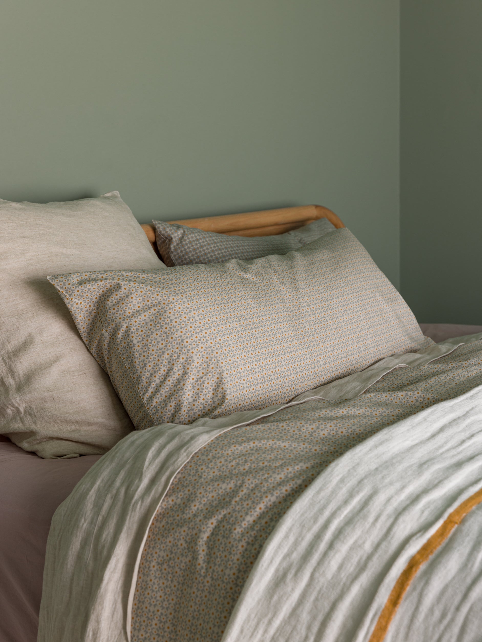 Porto Organic Cotton Lodge Pillowcase Pair Cloud/Pumpkin / Lodge Pillowcase Pair