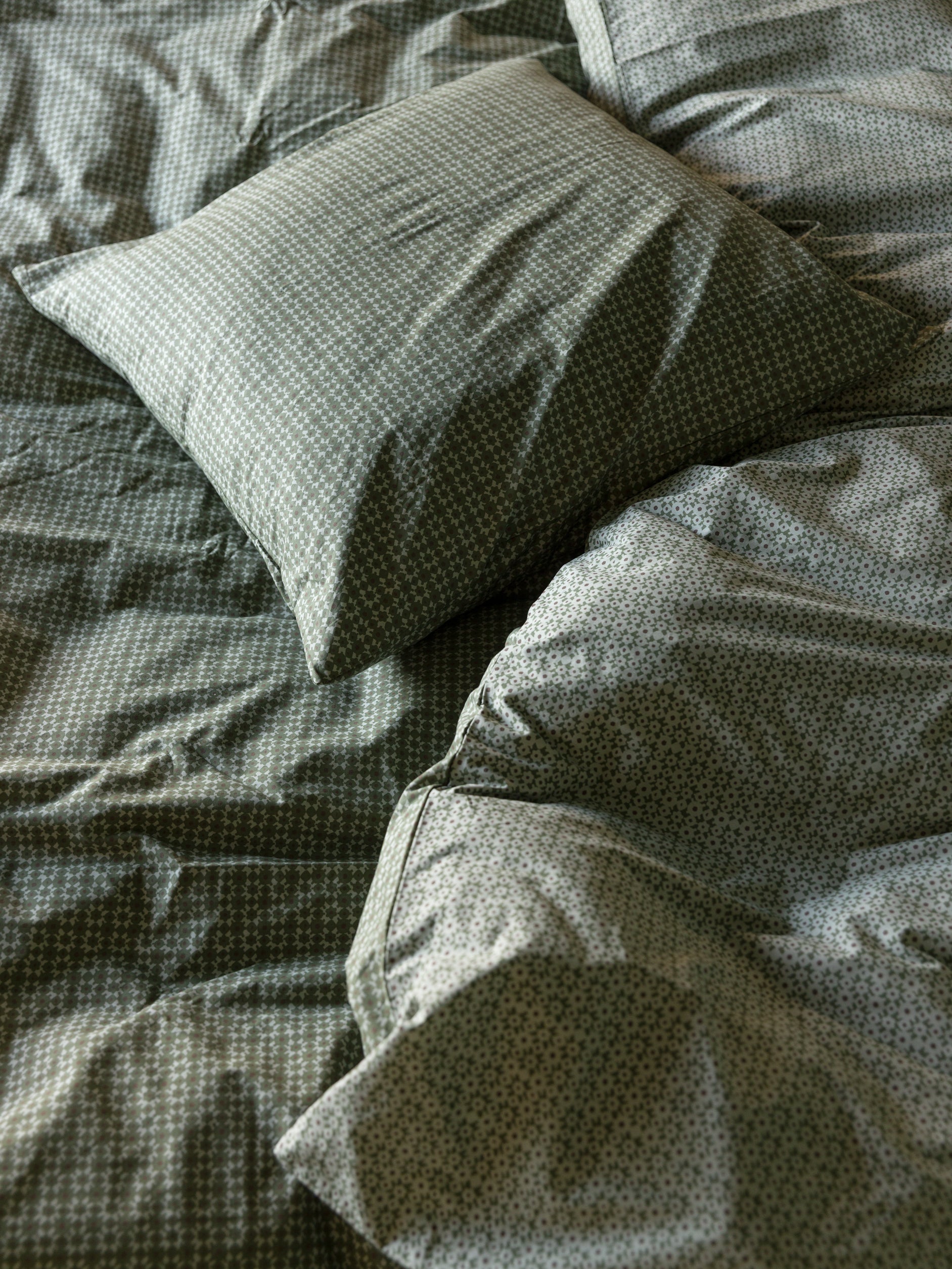Porto Organic Cotton Euro Pillowcase Kale/Shadow / European Pillowcase