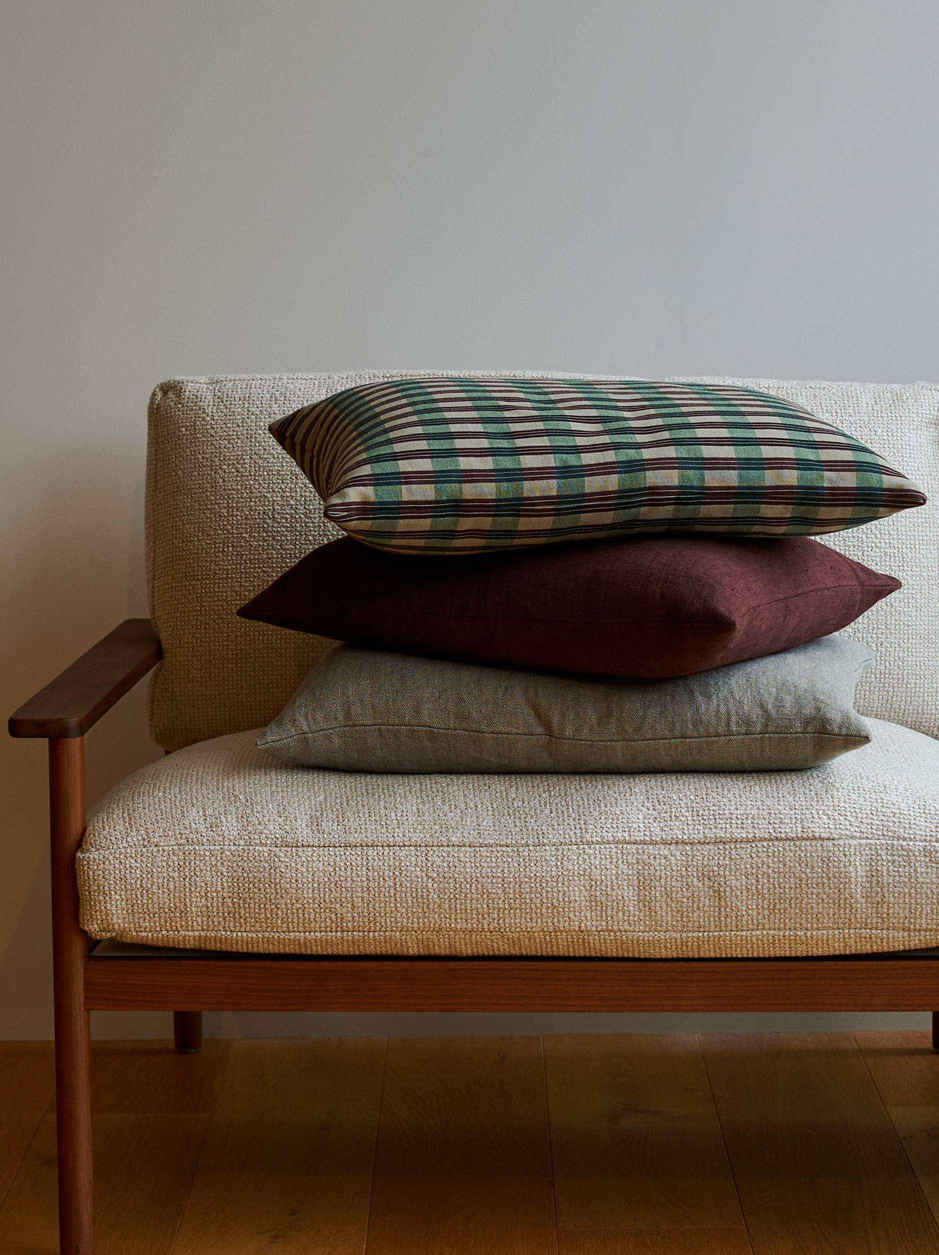 Folio Cushion Cover Mint/Boysenberry / 60x40cm