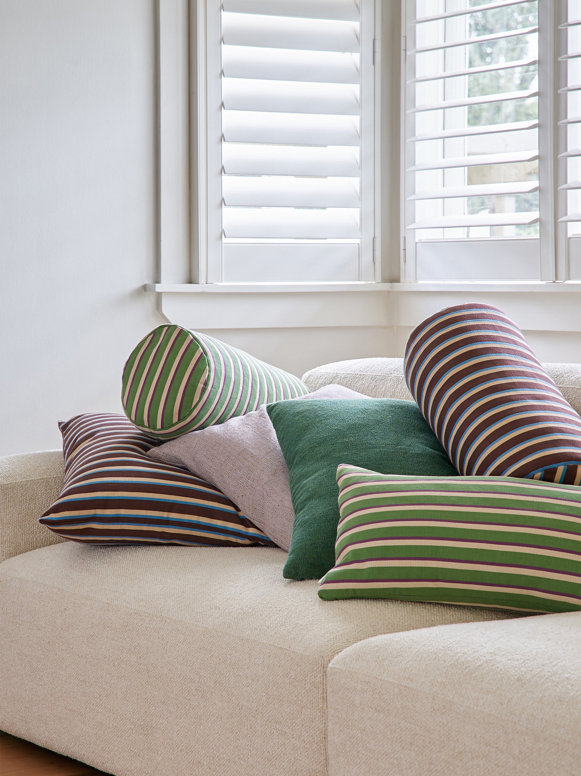 Gene Bolster Cushion Cover Mulberry/Multi / 46x20dia