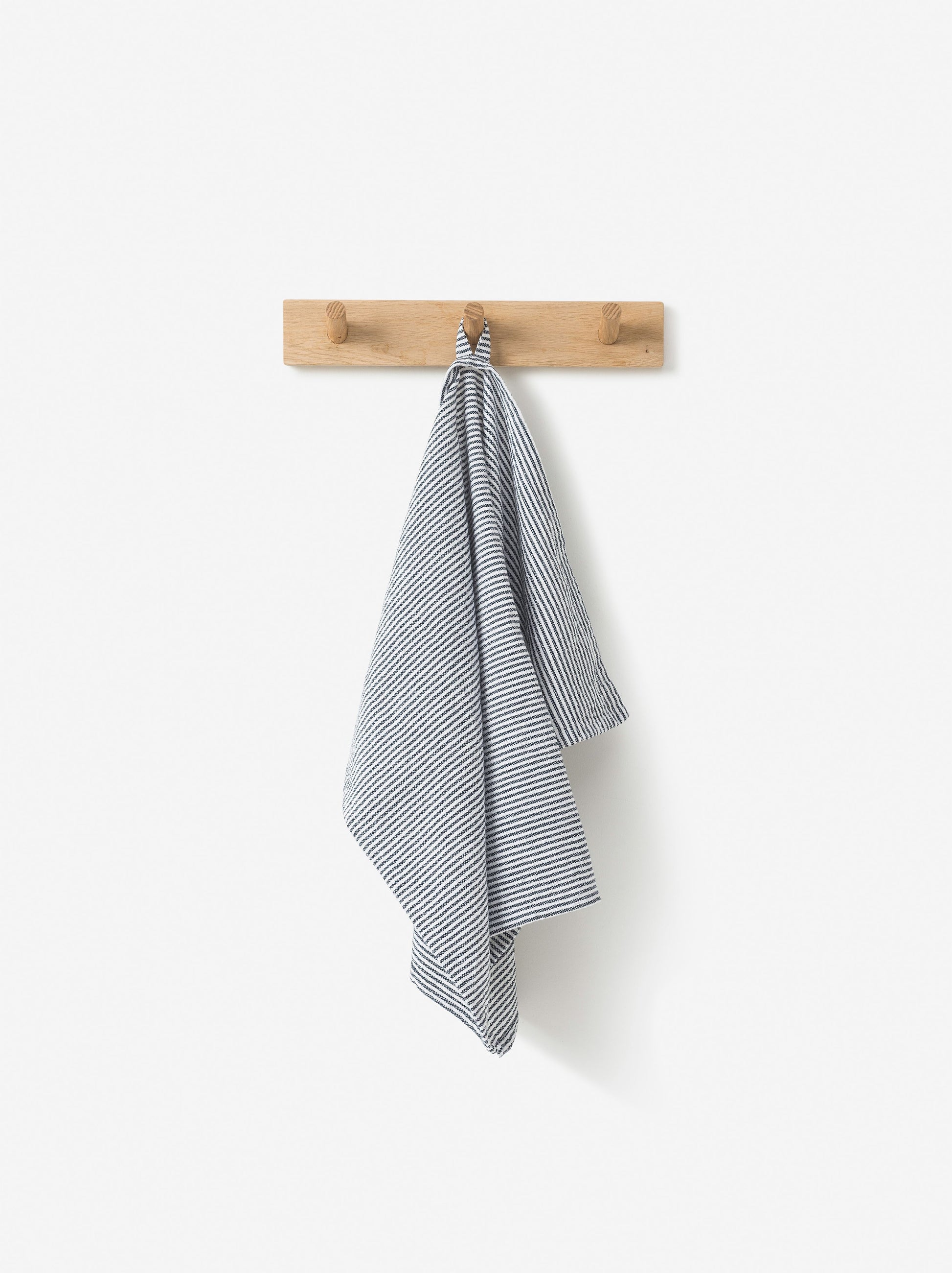 Stripe Washed Cotton Tea Towel Navy / 50x70cm