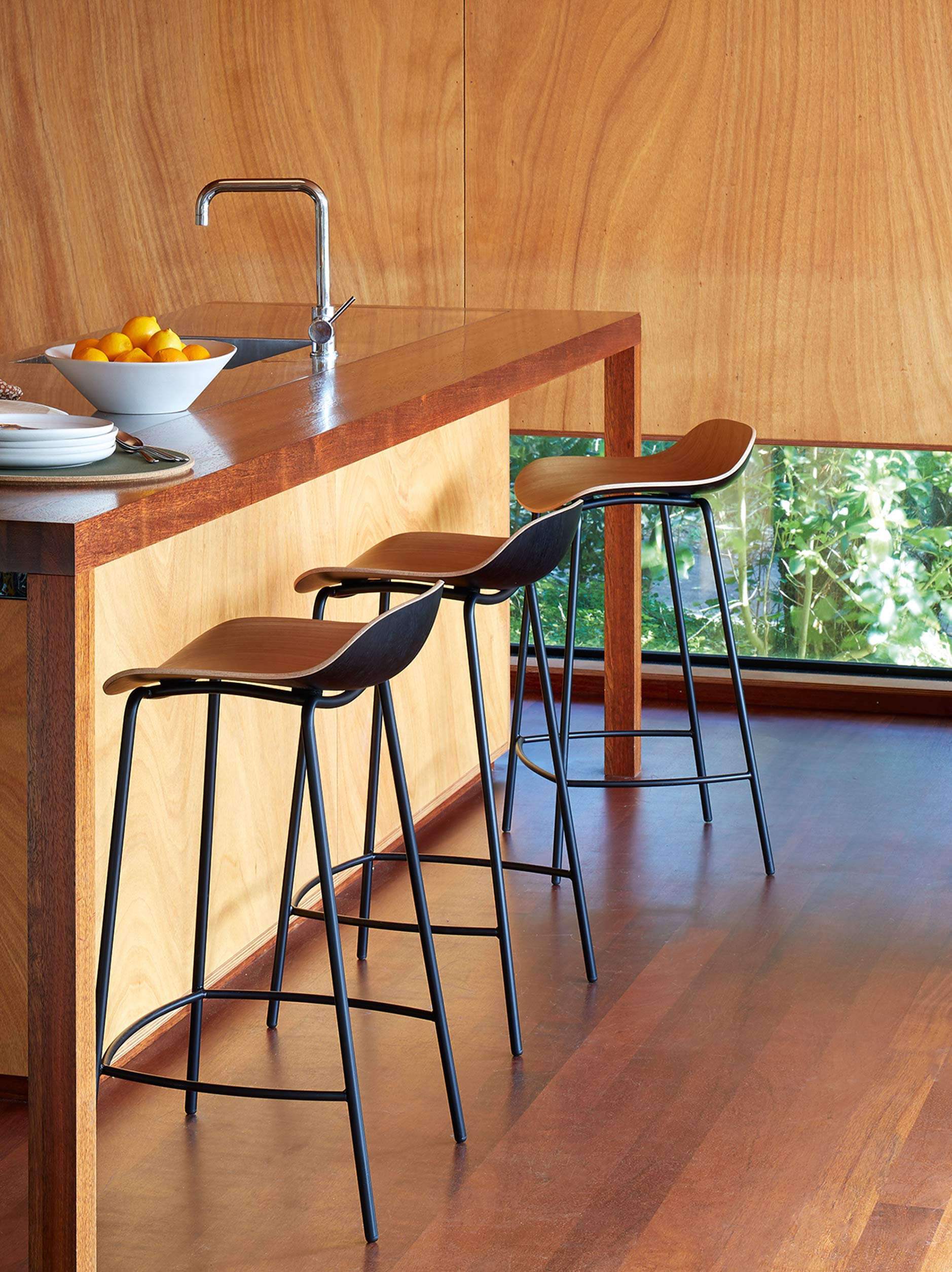 3D Stool Oak/Black / One Size