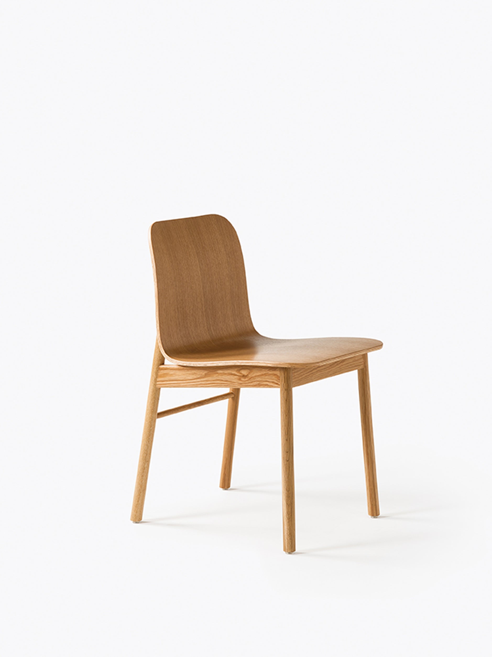 Aspen Chair w/ Wooden Legs Oak / One Size