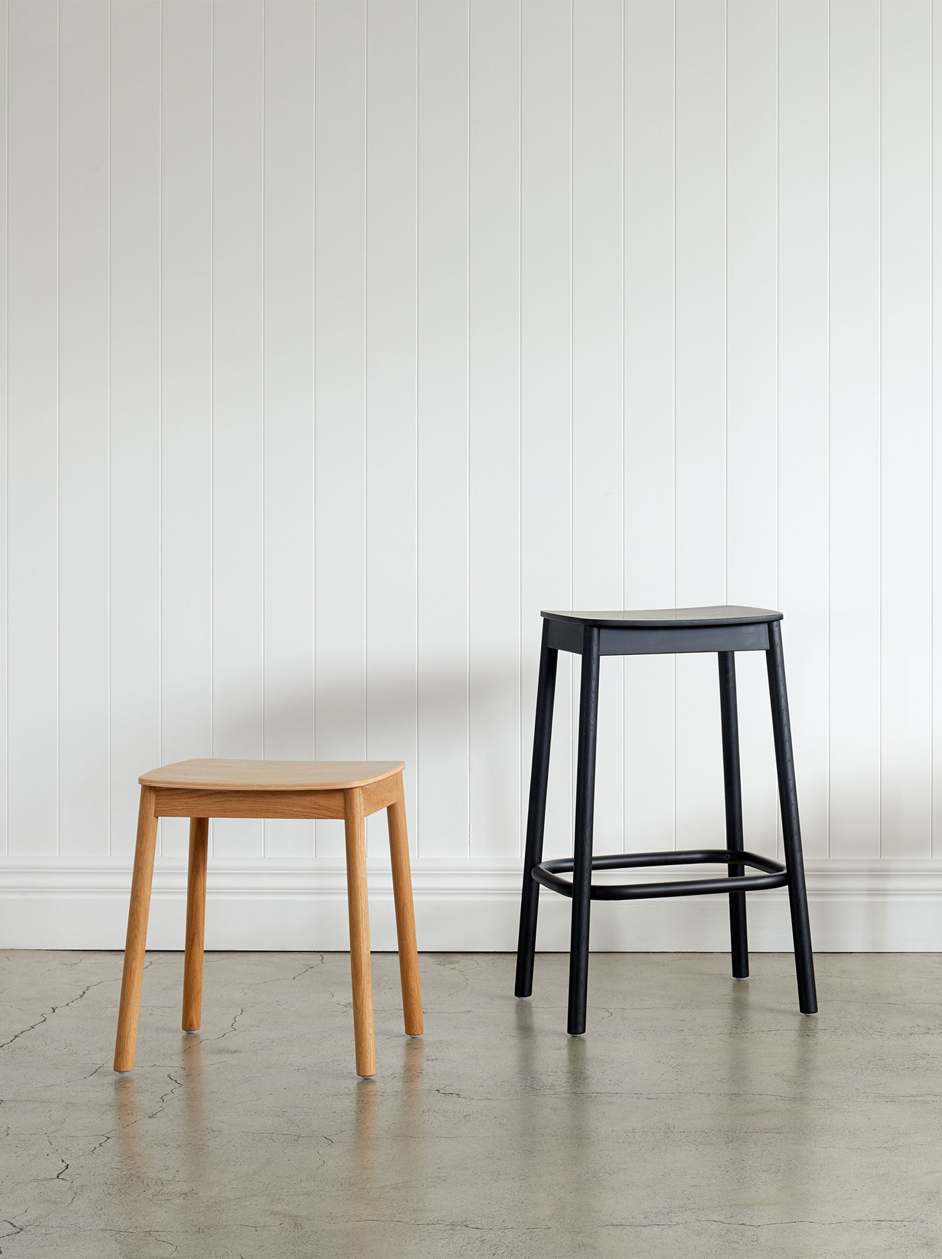 Radial Stool Low Oak / 46.5cmh