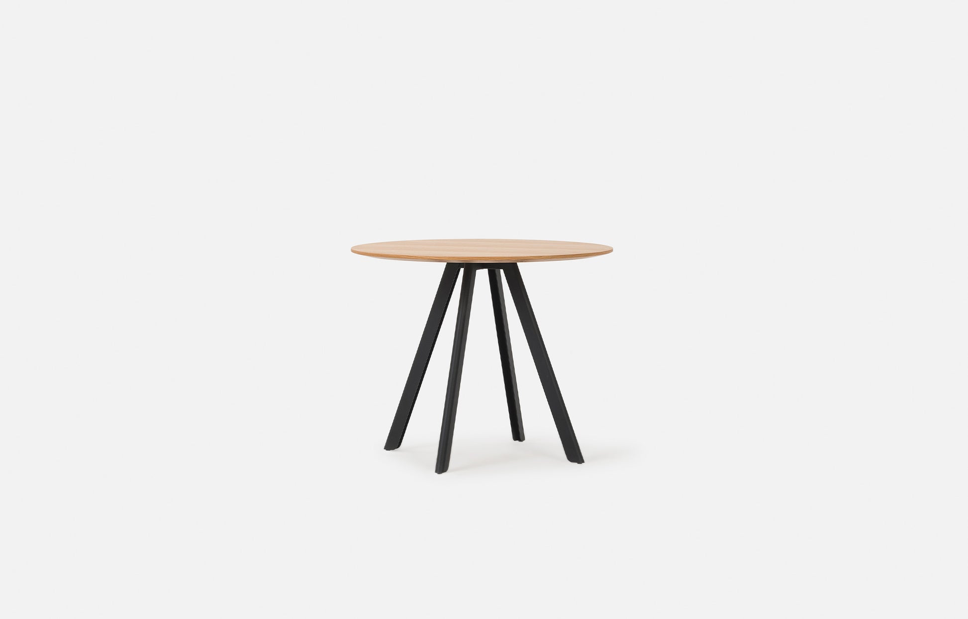 Assembly Round Dining Table Oak/Black / Large