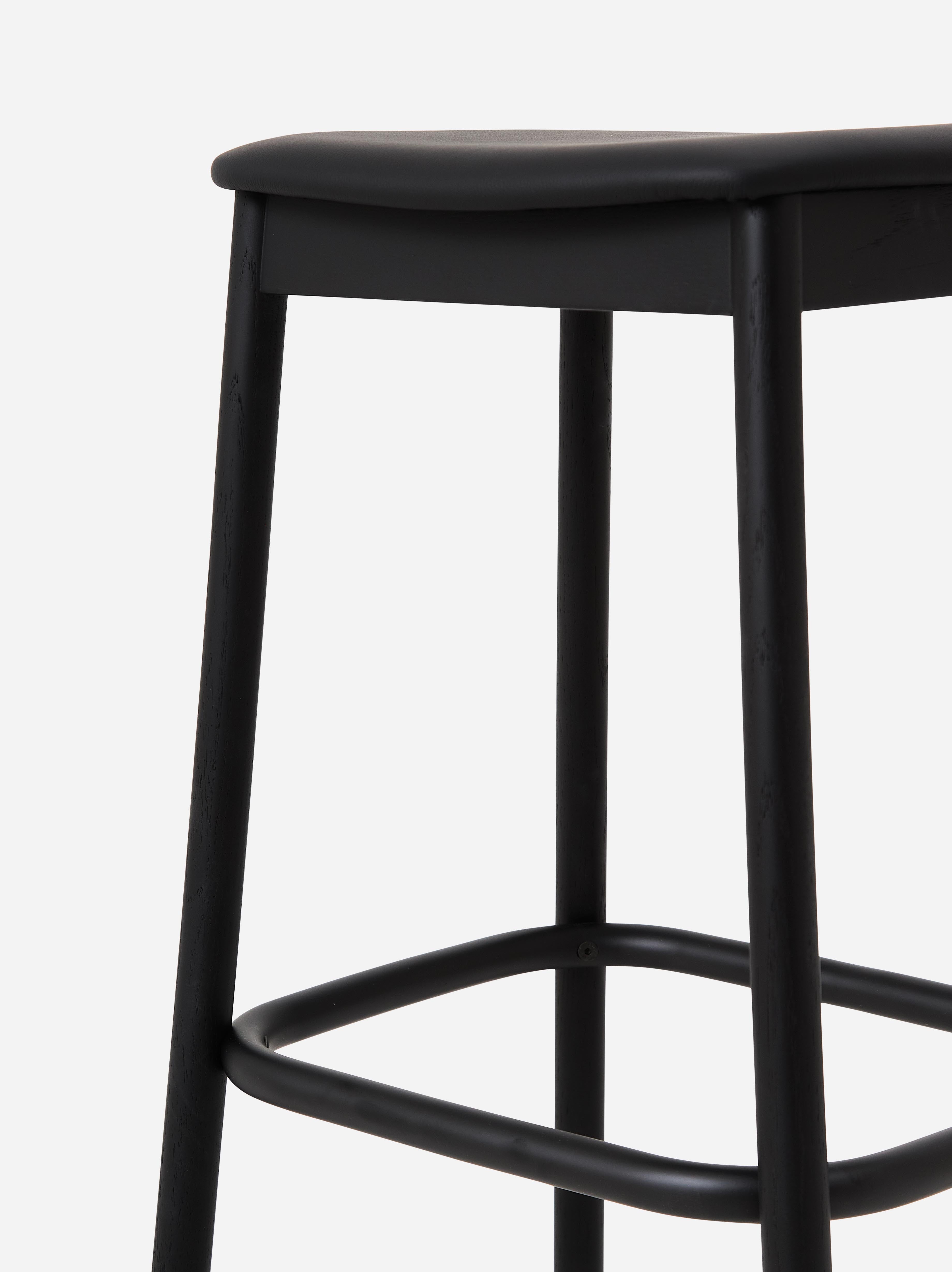 Radial Stool w/ Leather Seat
