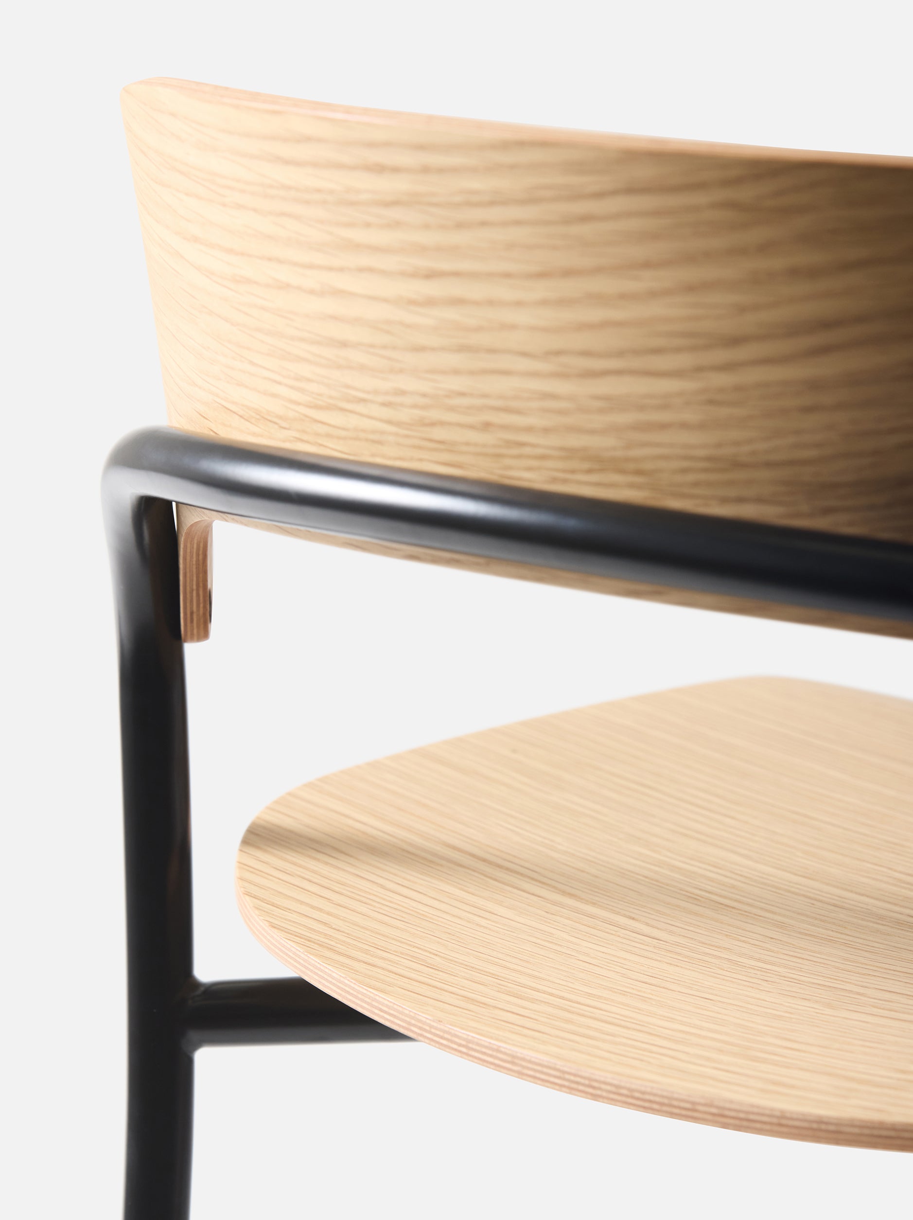 Trace Stool Oak / One Size