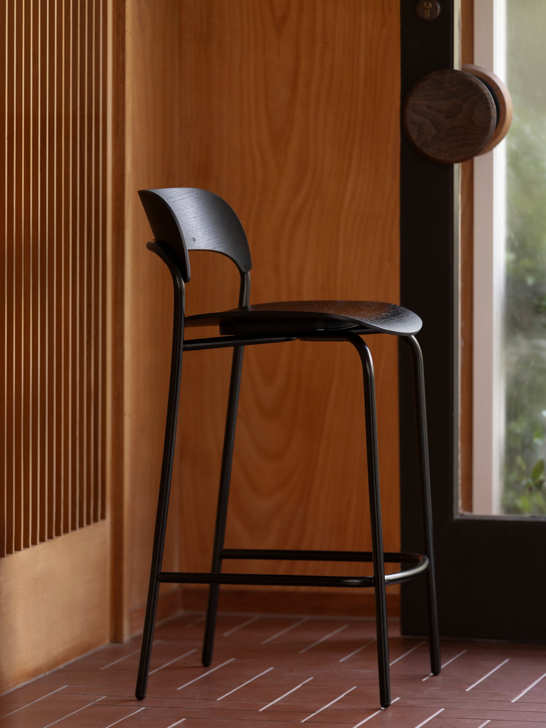 Trace Stool Black / One Size
