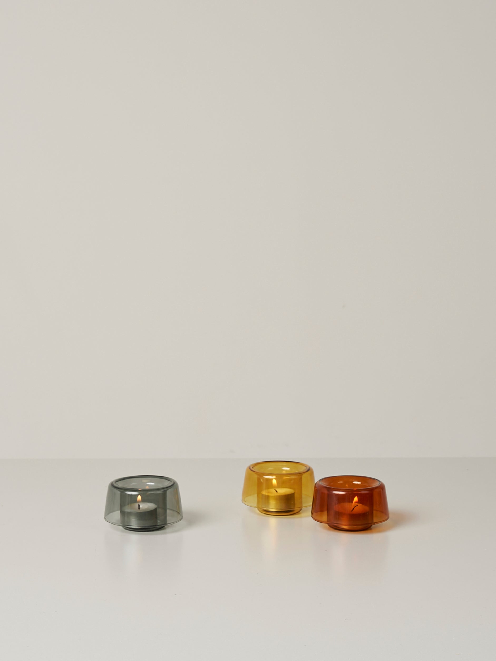 Cascade Tealight Holder Smoke / One Size